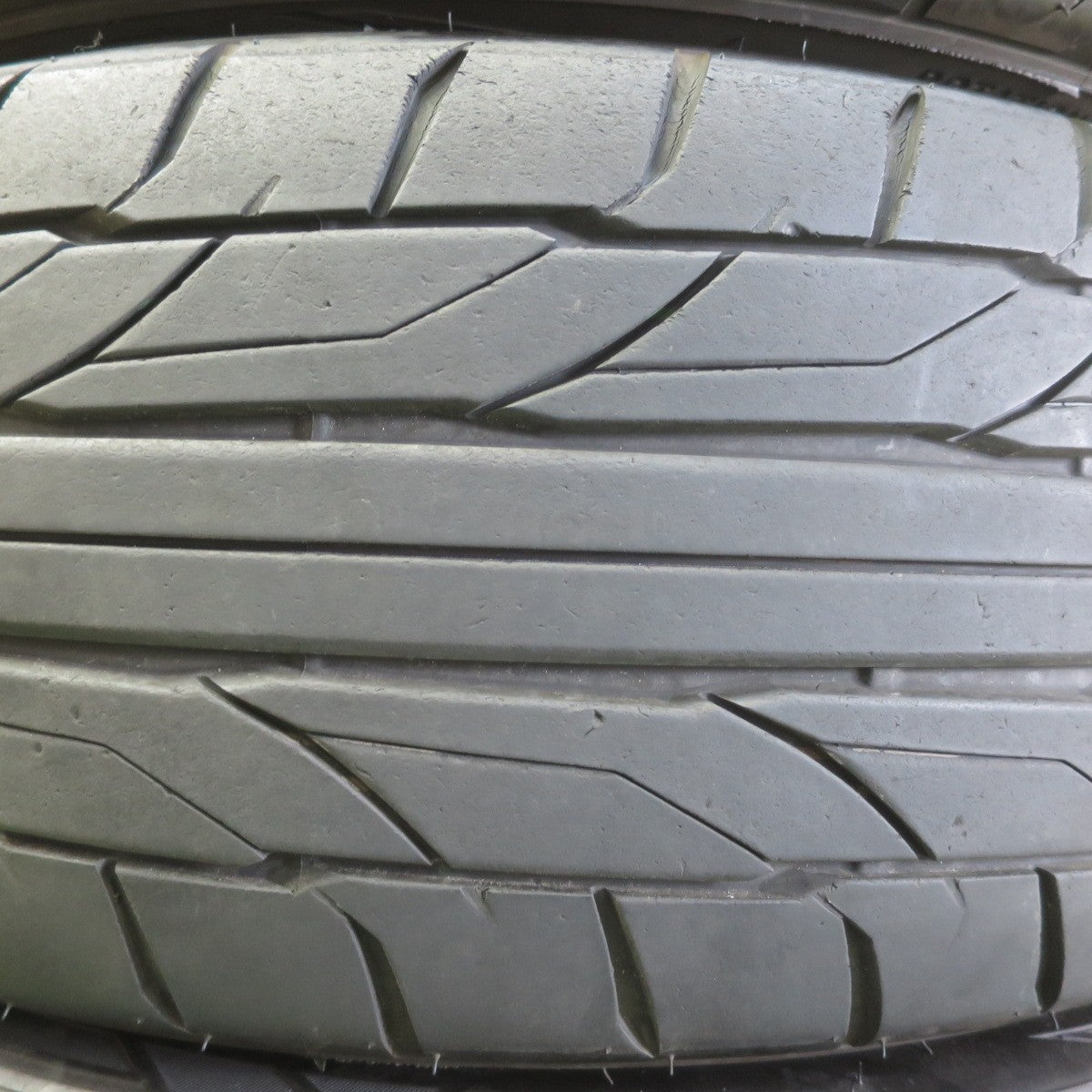 キレイ！24年★Lehrmeister VIVANT 245/40R21 ニットー NT555 G2 レアマイスター ヴィヴァン 21インチ PCD114.3/5H★6052703イノ
