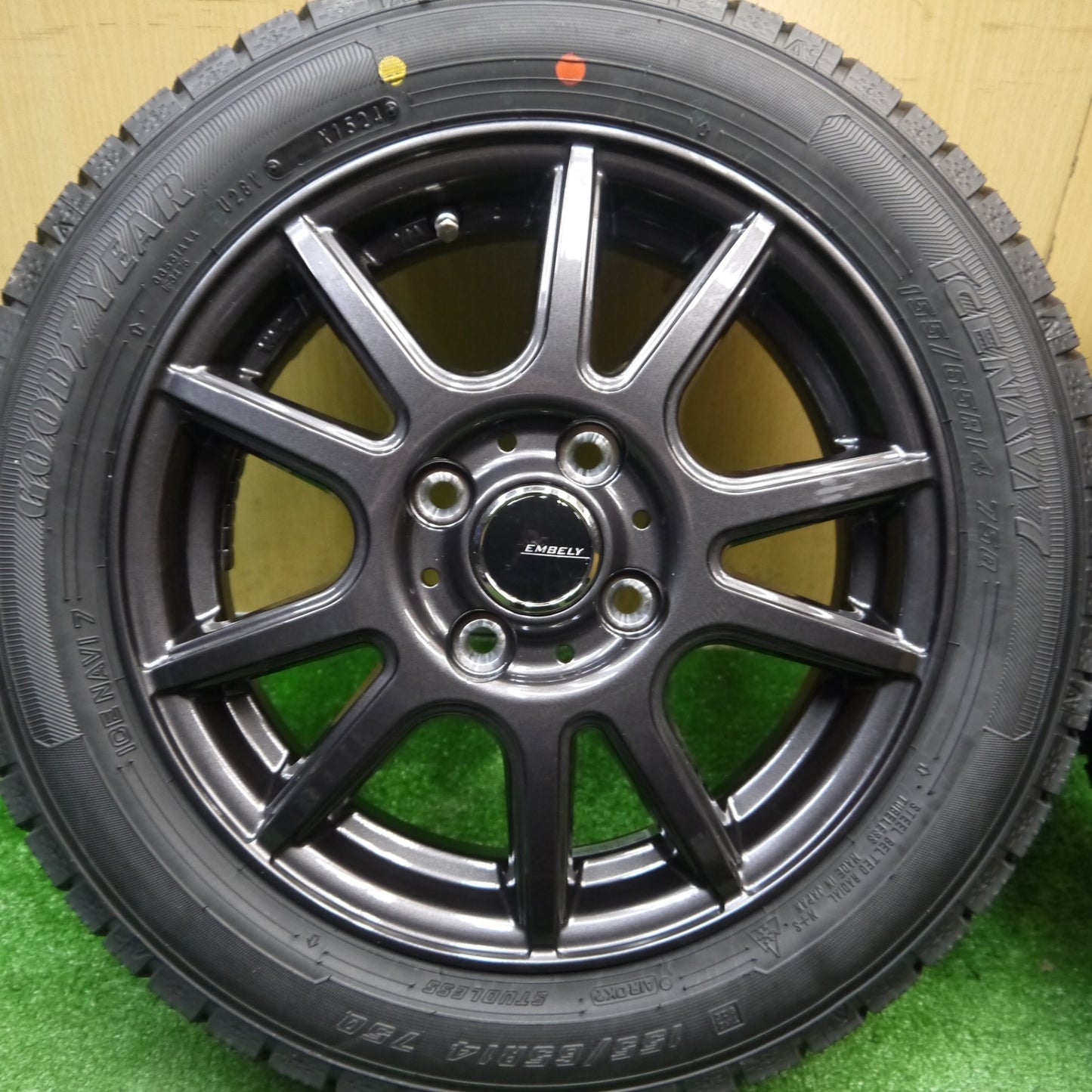 未使用！24年★スタッドレス 155/65R14 グッドイヤー アイスナビ7 EMBELY S10 エンベリー 14インチ PCD100/4H★5120804Hス