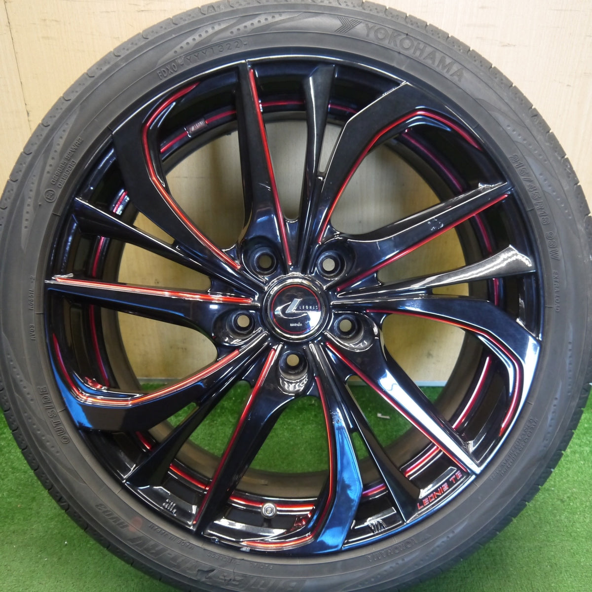 バリ溝！22年！9分◎LEONIS TE 215/45R18 ヨコハマ BluEarth-RV RV03 レオニス ブルーアース 18インチ PCD114.3/5H◎6082401Hノ