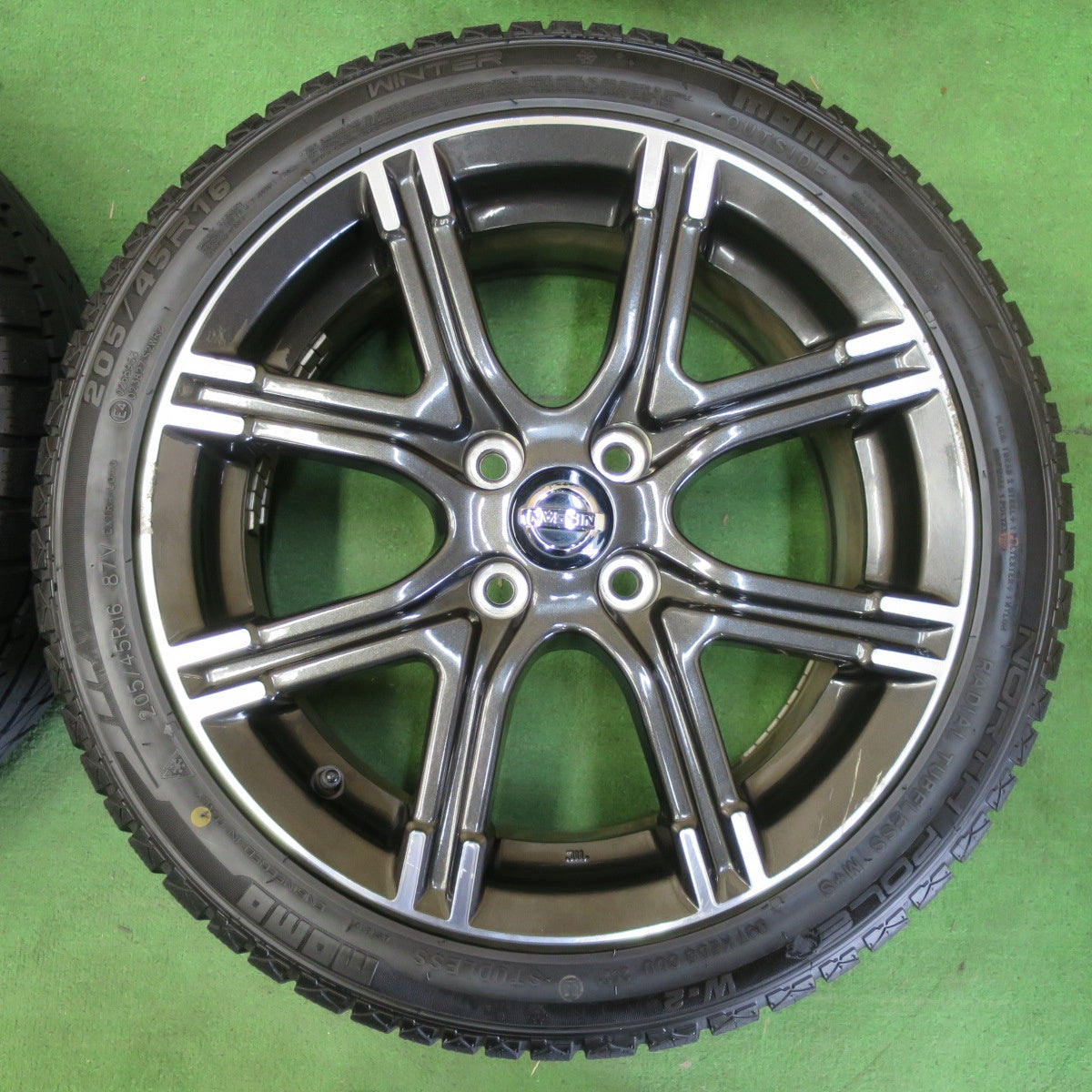 [送料無料] 4本価格！21年★日産 K13 マーチ ニスモ 純正 205/45R16 スタッドレス モモ NORTH POLE W-2 16インチ PCD100/4H★4102204イス