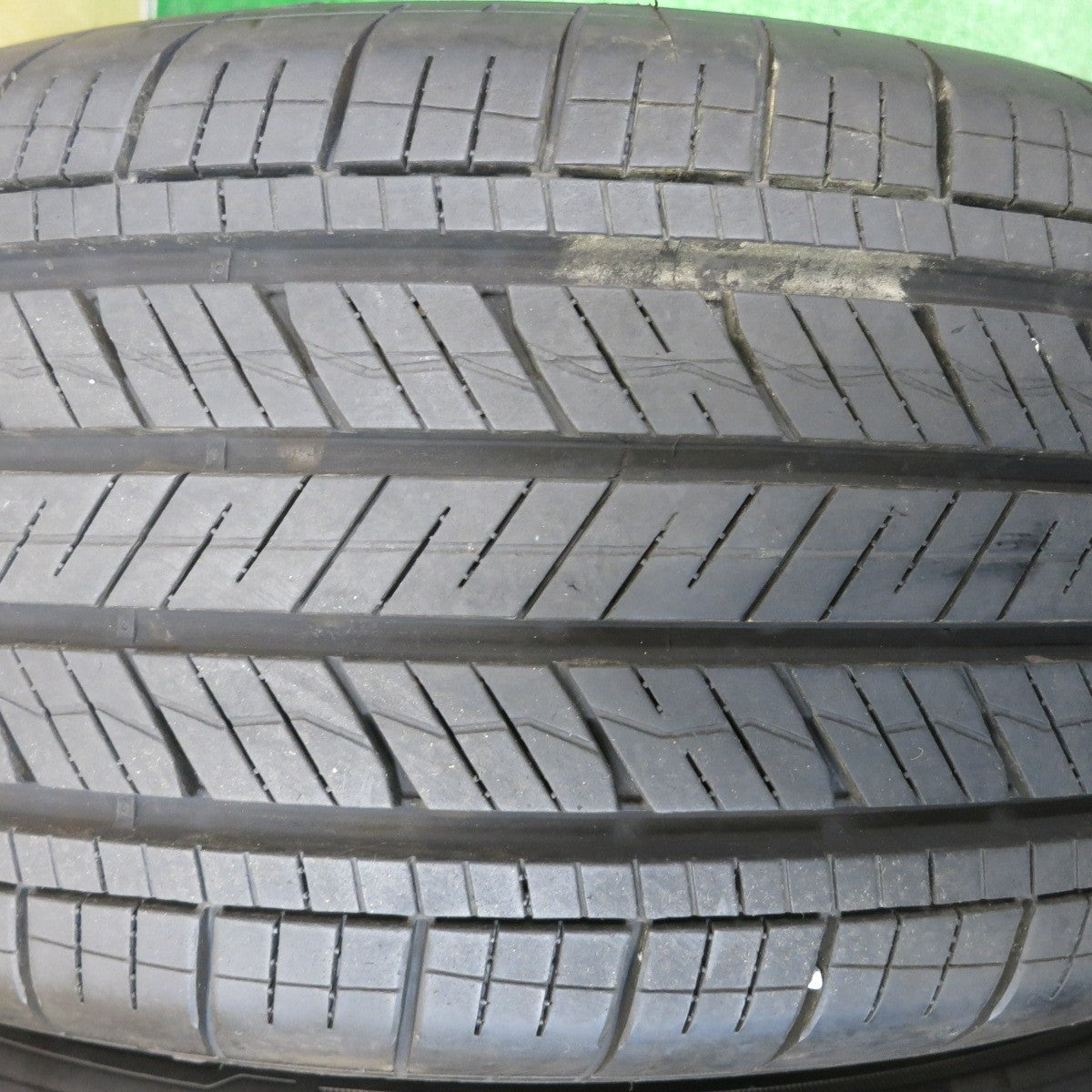 バリ溝！24年！キレイ！9.5分★トヨタ 60系 ハリアー 純正 225/65R17 グッドイヤー ASSURANCE MaxGuard SUV 17インチ PCD114.3/5H★5113021HAノ