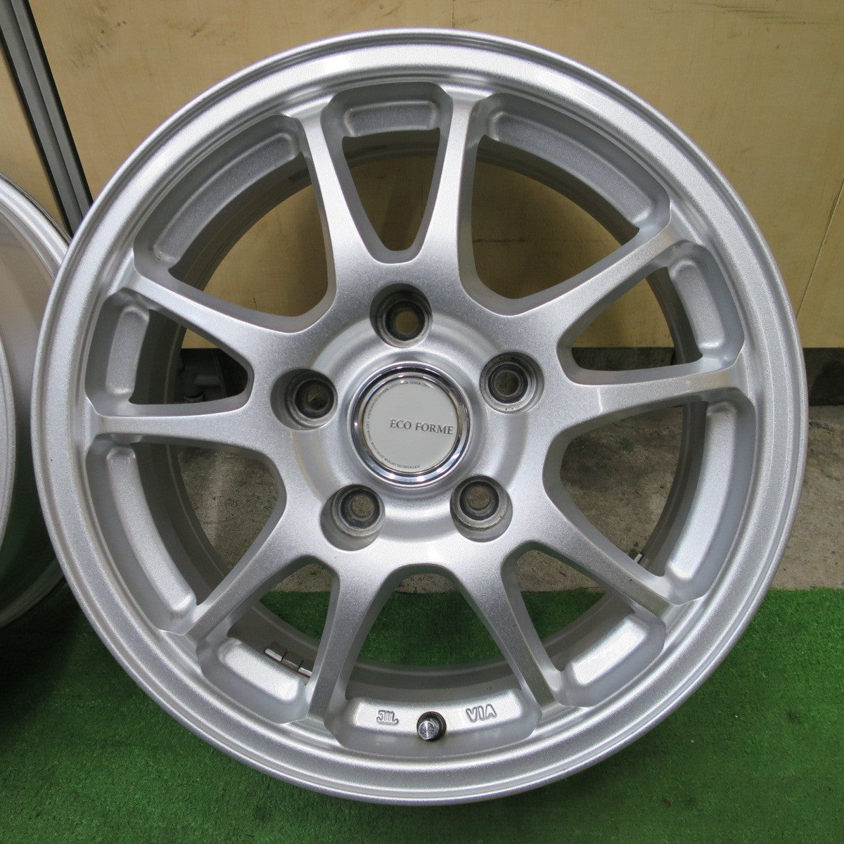 キレイ★ECO FORME SE-10 15インチ ホイール エコフォルム 15×6J PCD114.3/5H★6040701NGホ