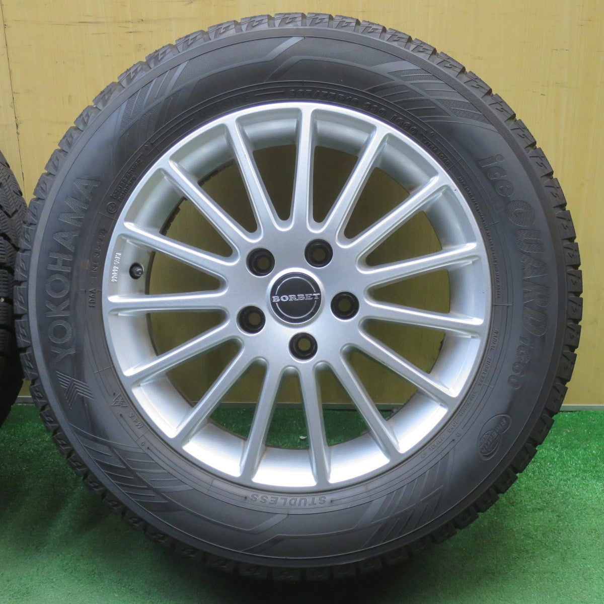バリ溝！22年！9.5分★アウディ 等 BORBET 225/55R16 スタッドレス ヨコハマ アイスガード iG60 ボルベット 16インチ PCD112/5H★6051203NJス