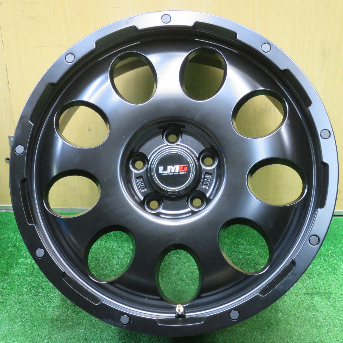 ほぼ未使用★LEHRMEISTER GEAR CS-9 LMG 18インチ レアマイスター ホイール 18×7.5J PCD114.3/5H★5111601NJホ