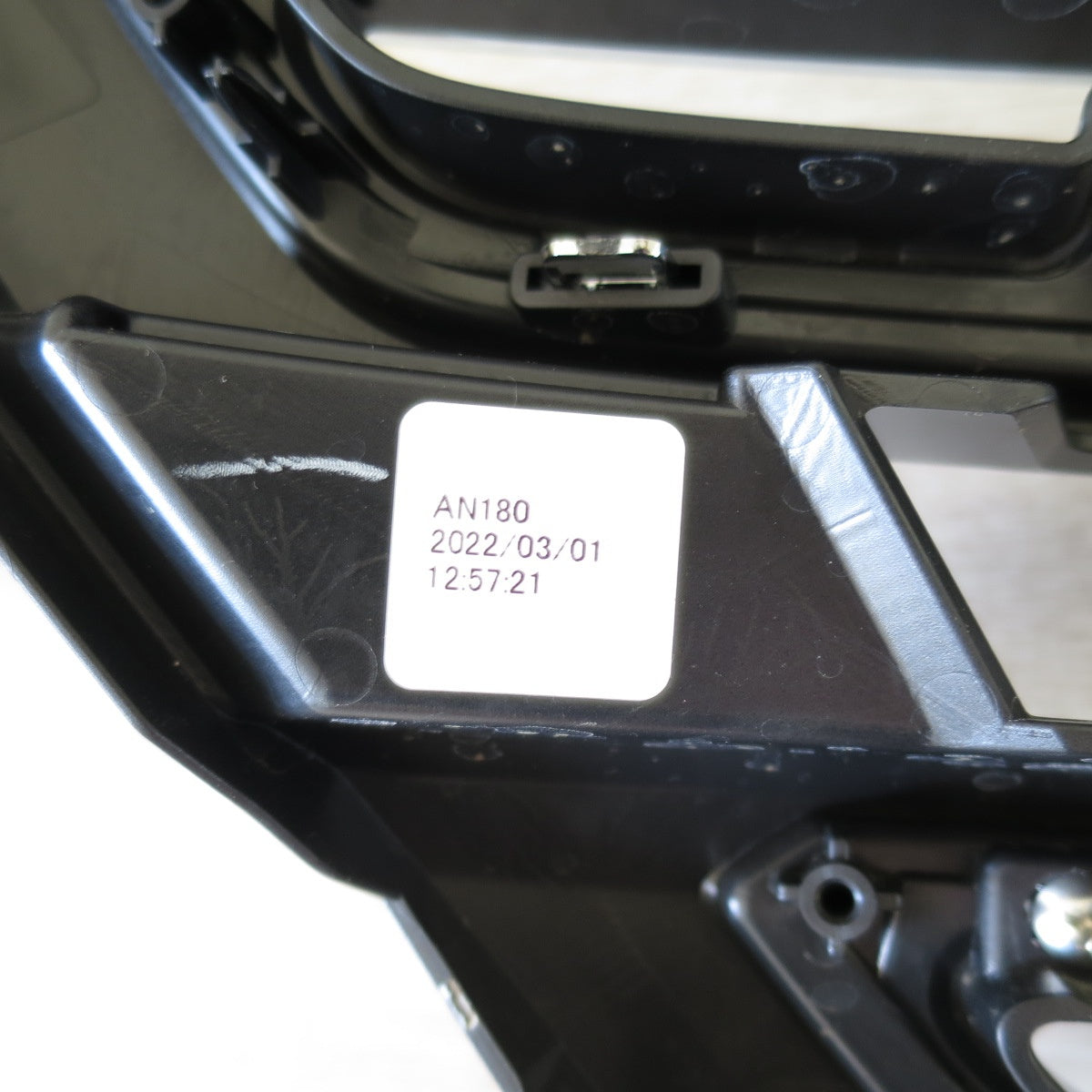 [送料無料] 新車外し◇スバル BT5 レガシィ アウトバック 純正 フロント グリル GG210-19490 ラジエーター グリル カー パーツ◇
