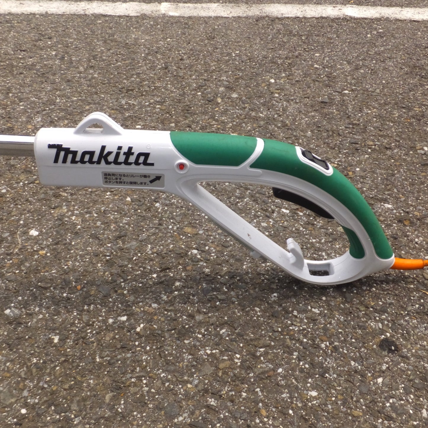 [送料無料] 岐阜発★マキタ makita 電気草刈機 MUR1600N　100V～ 3.4A 50-60Hz 320W★