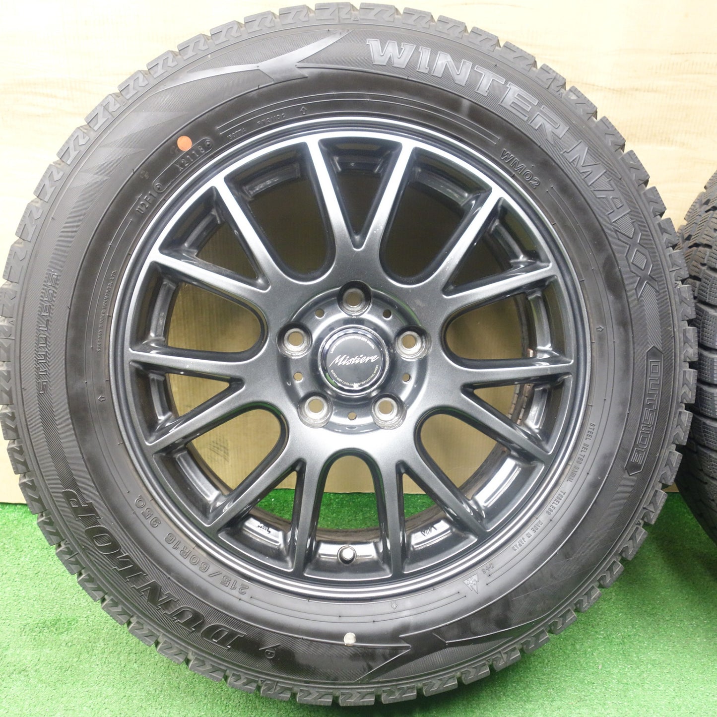 バリ溝！9.5分★スタッドレス 215/60R16 ダンロップ ウインターマックス WM02 Mistiere RB14 ミスティーレ 16インチ PCD114.3/5H★6021402KTス