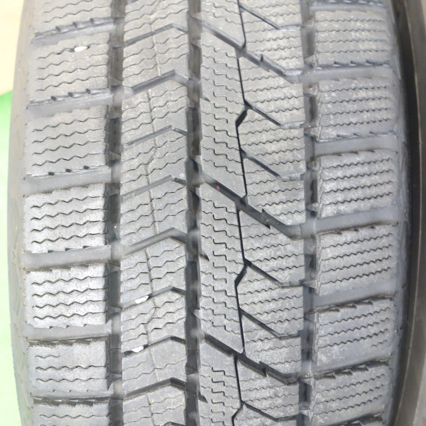 バリ溝！23年！9.5分★スタッドレス 195/65R15 トーヨー オブザーブ GIZ2 TEAD テッド 15インチ PCD114.3/5H★6021802KTス