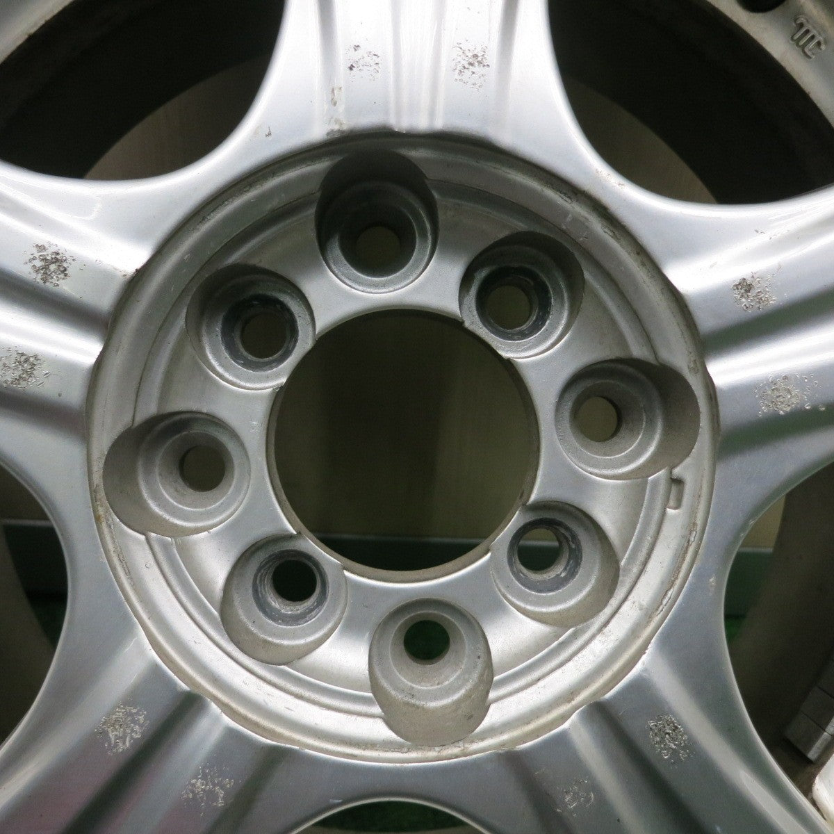 *送料無料* バリ溝！22年！9.5分★175/65R15 グッドイヤー EfficientGrip RVF02 社外 アルミ 15インチ PCD100 114.3/4H マルチ★4050102HAノ