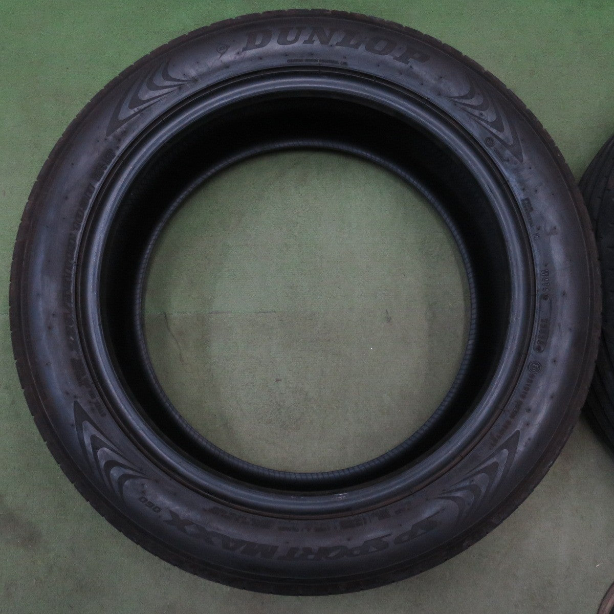 4本価格！24年◎225/55R19 ダンロップ SPスポーツマックス 060 タイヤ 19インチ 40系 アルファード ヴェルファイア 等◎6091804NGノタ