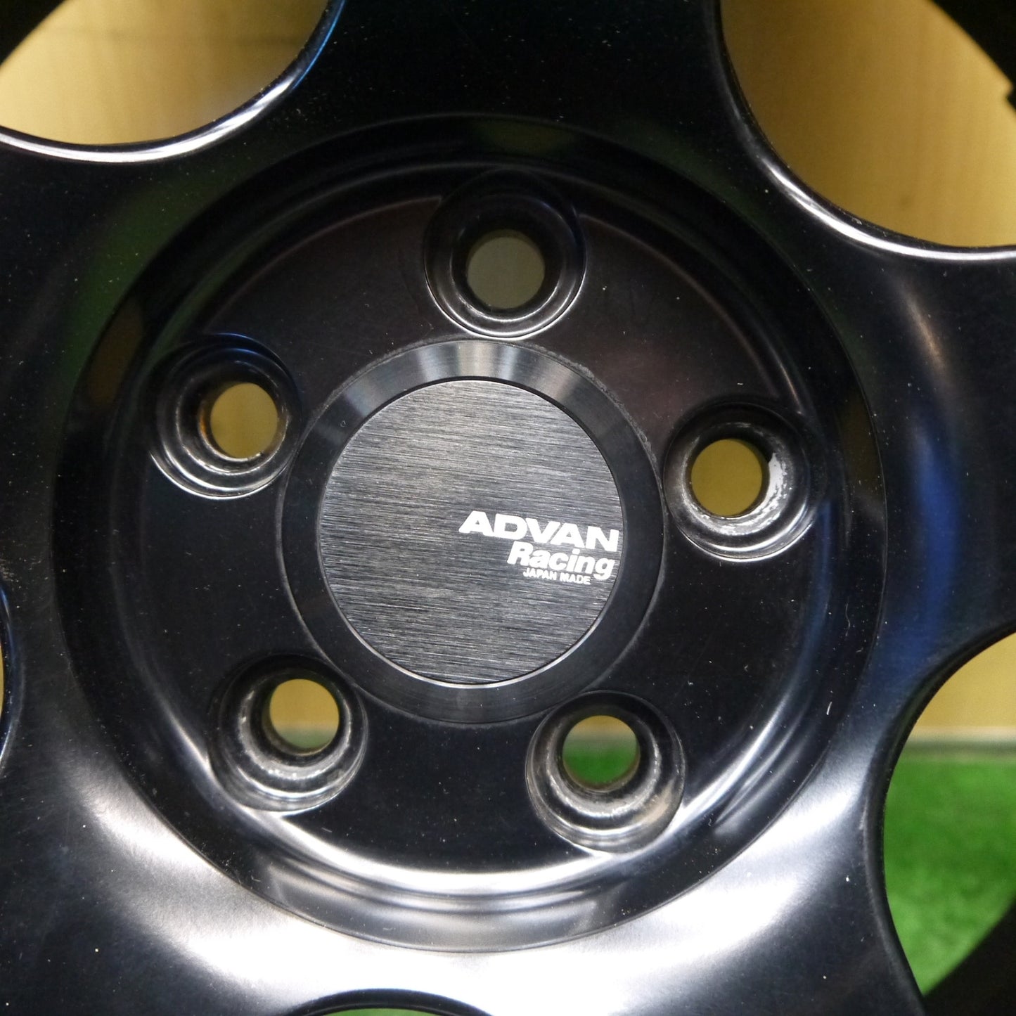 キレイ★プリウス 86 BRZ 等 ADVAN Racing GT 225/35R18 ピレリ P ZERO NERO GT アドバン レーシング 18インチ PCD100/5H★6011903Hノ