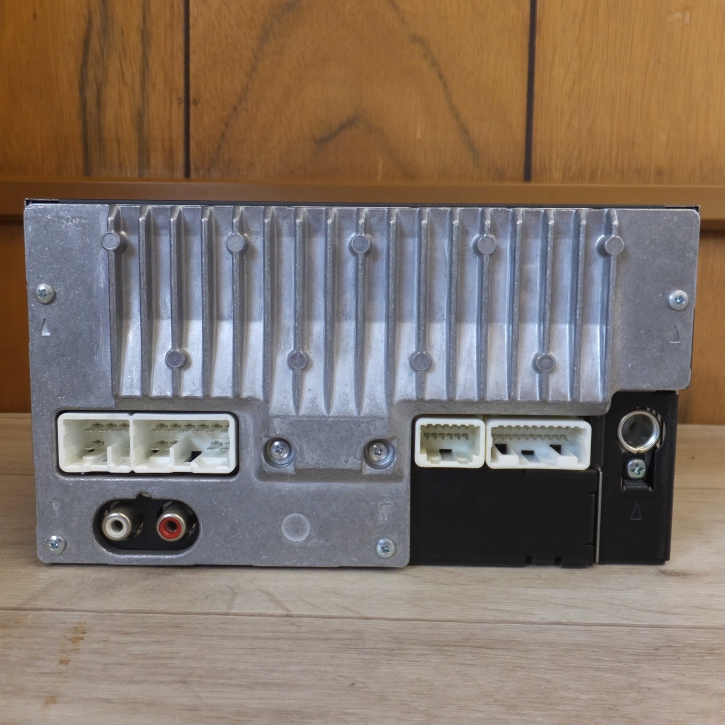[送料無料] 現状品★パイオニア製 トヨタ TOYOTA 純正 USB/CDチューナー 08600-00J10 CP-W60 DEH-M8247ZT★