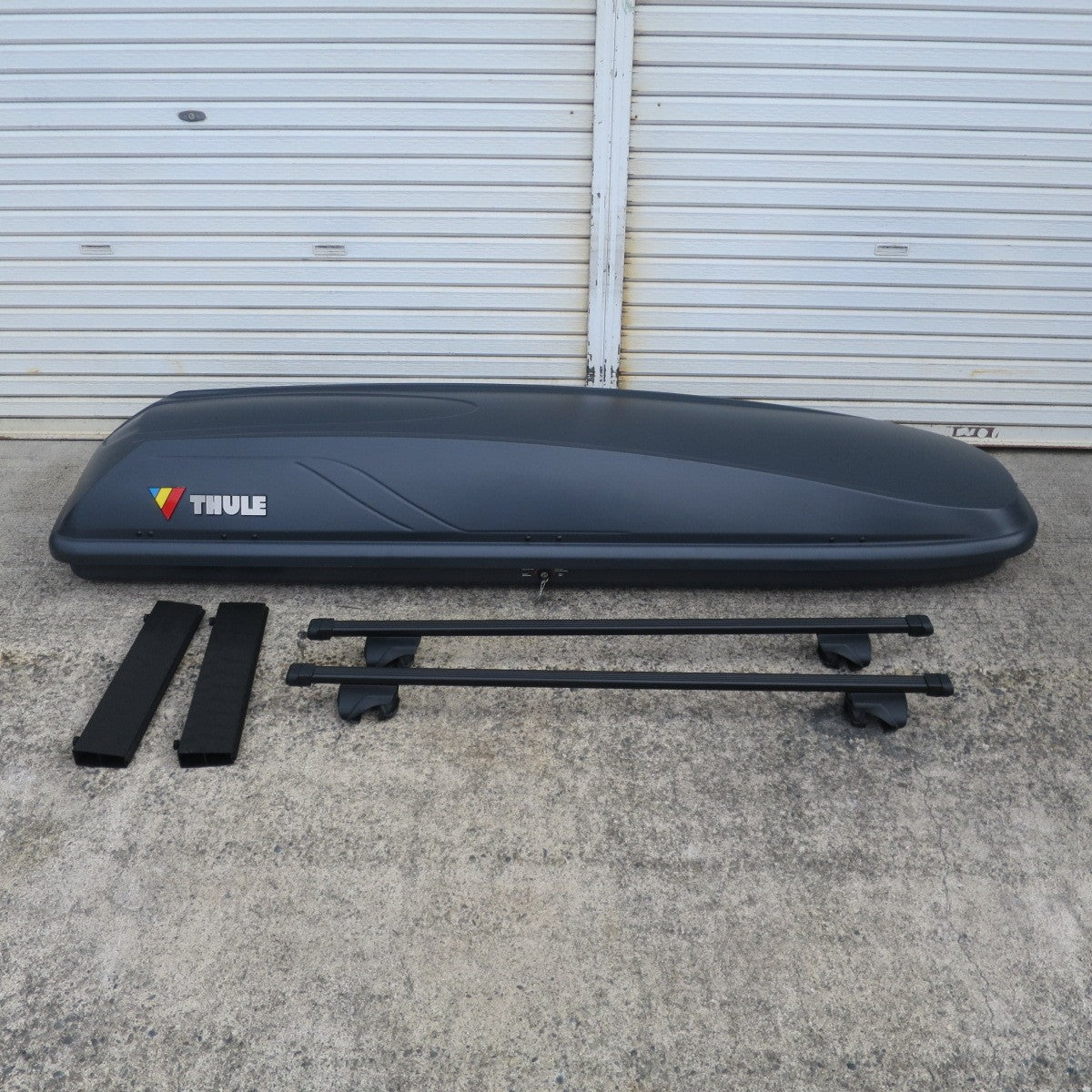 【岐阜発 直接引取限定】鍵2本付き☆フォレスター 等 THULE ルーフ ボックス ルーフ キャリア セット ベースキャリア バー スーリー☆