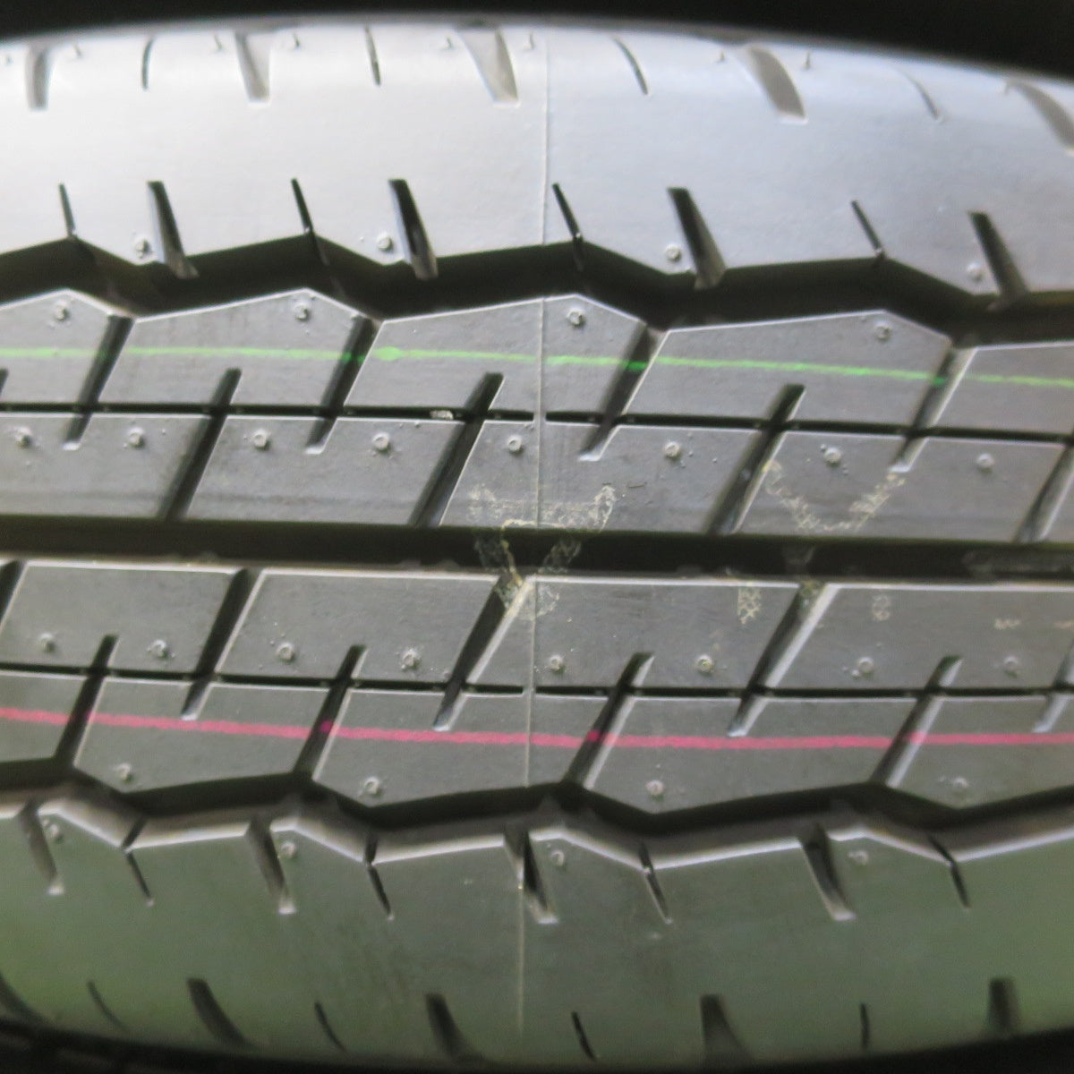 新車外し！24年◎トヨタ 200系 ハイエース 純正 スチール 195/80R15 107/105S ダンロップ SP175N 15インチ PCD139.7/6H◎6100609イノ