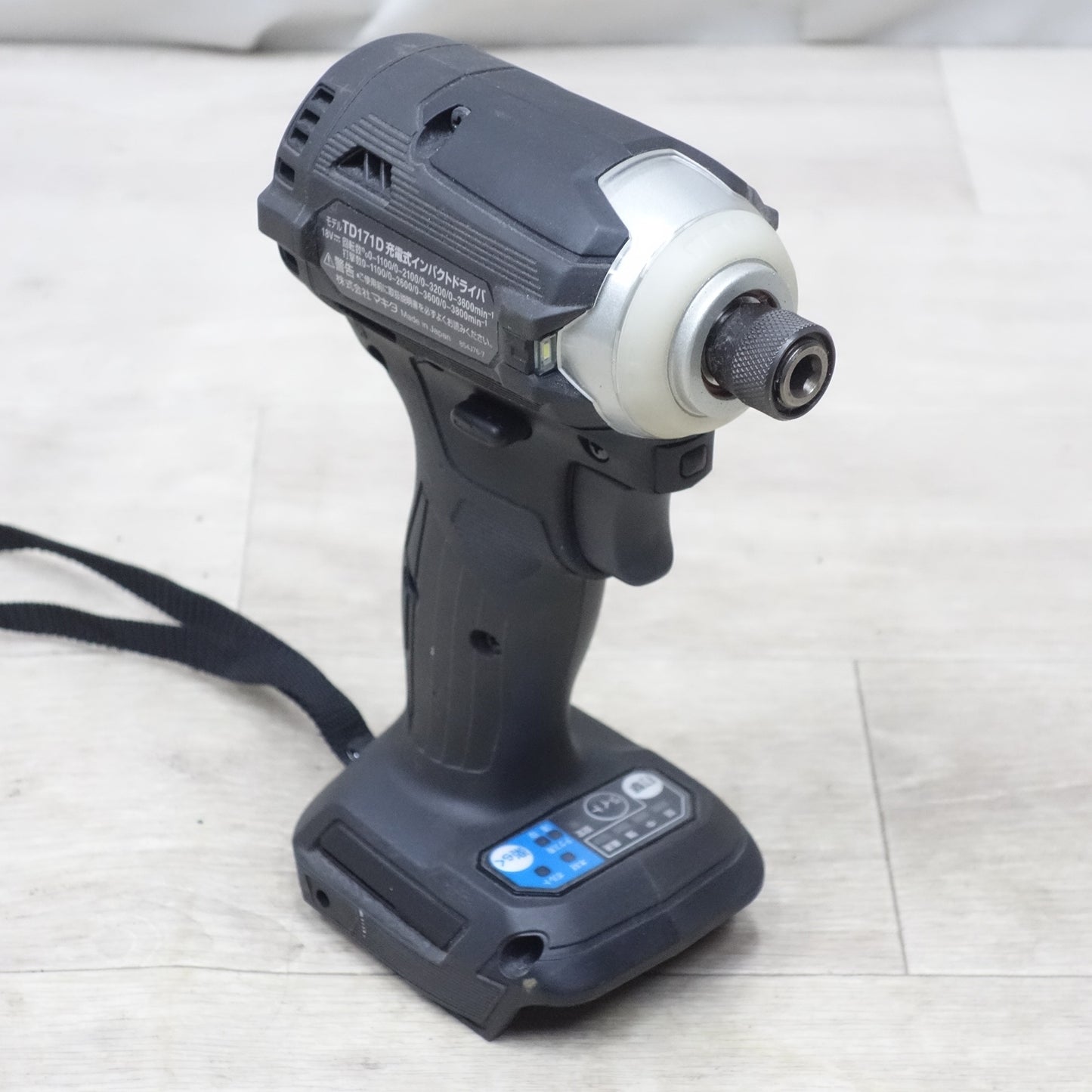 [送料無料] 付属品付き◆マキタ 充電式 インパクトドライバ TD171D 電動 工具 18V makita コードレス 本体のみ◆