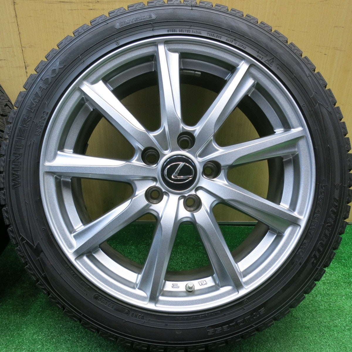 センサー付！バリ溝！キレイ！8.5分★レクサス IS 等 225/45R17 スタッドレス ダンロップ ウインターマックス WM02 社外 アルミ 17インチ PCD114.3/5H★5110812HAス