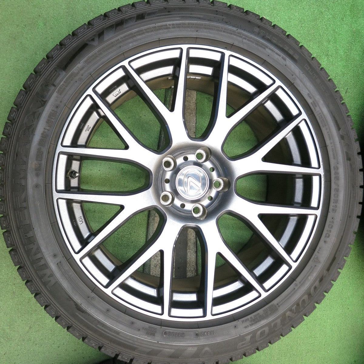 センサー付！バリ溝！23年！キレイ！9.5分◎レクサス 等 245/50R19 スタッドレス ダンロップ ウインターマックス 03 社外 アルミ 19インチ PCD120/5H◎6090309HAス