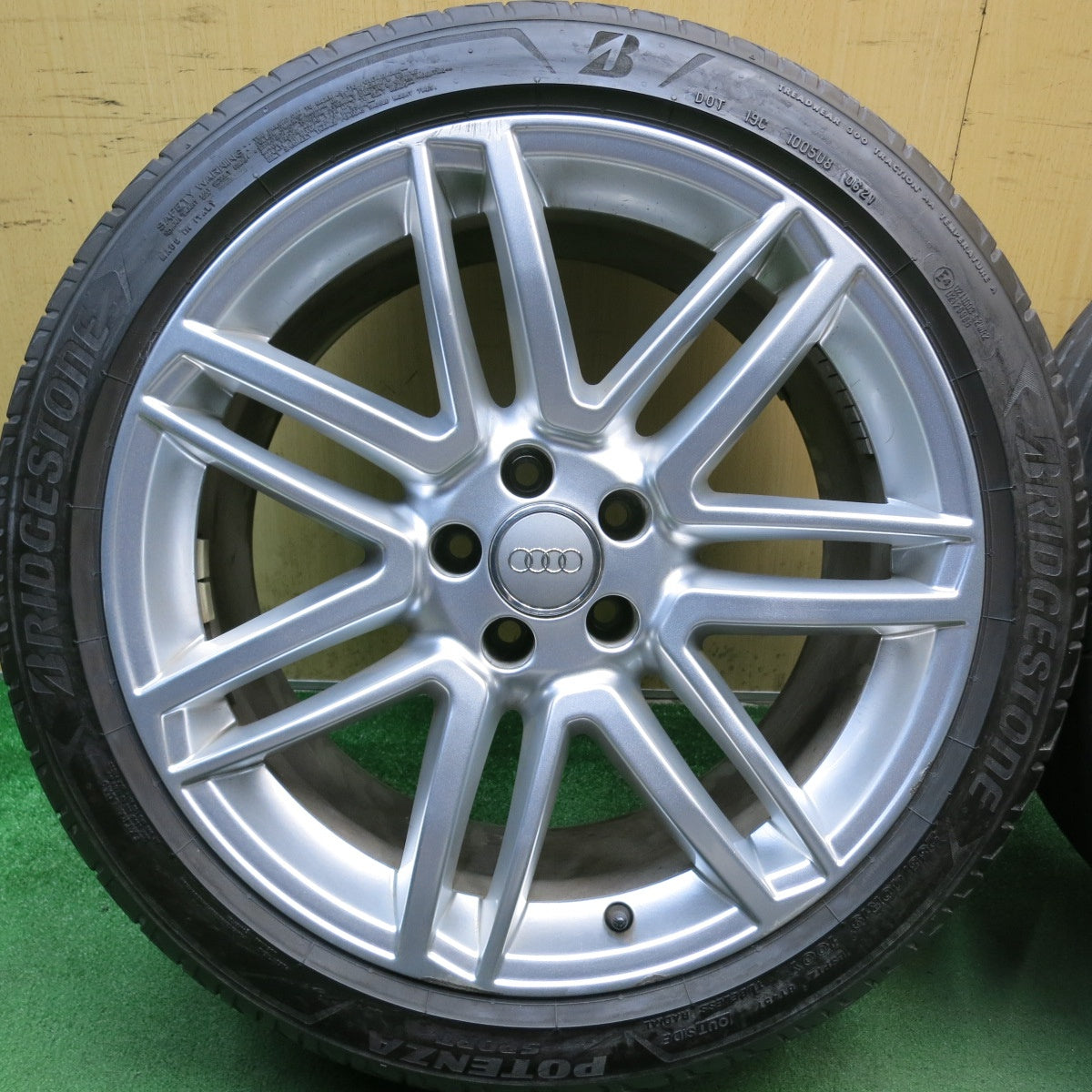 4本価格！23年◎アウディ A7 スポーツバック Sライン 純正 255/40R19 ブリヂストン ポテンザ S001 ブリヂストン ポテンザ スポーツ 19インチ PCD112/5H◎6082901HAノ