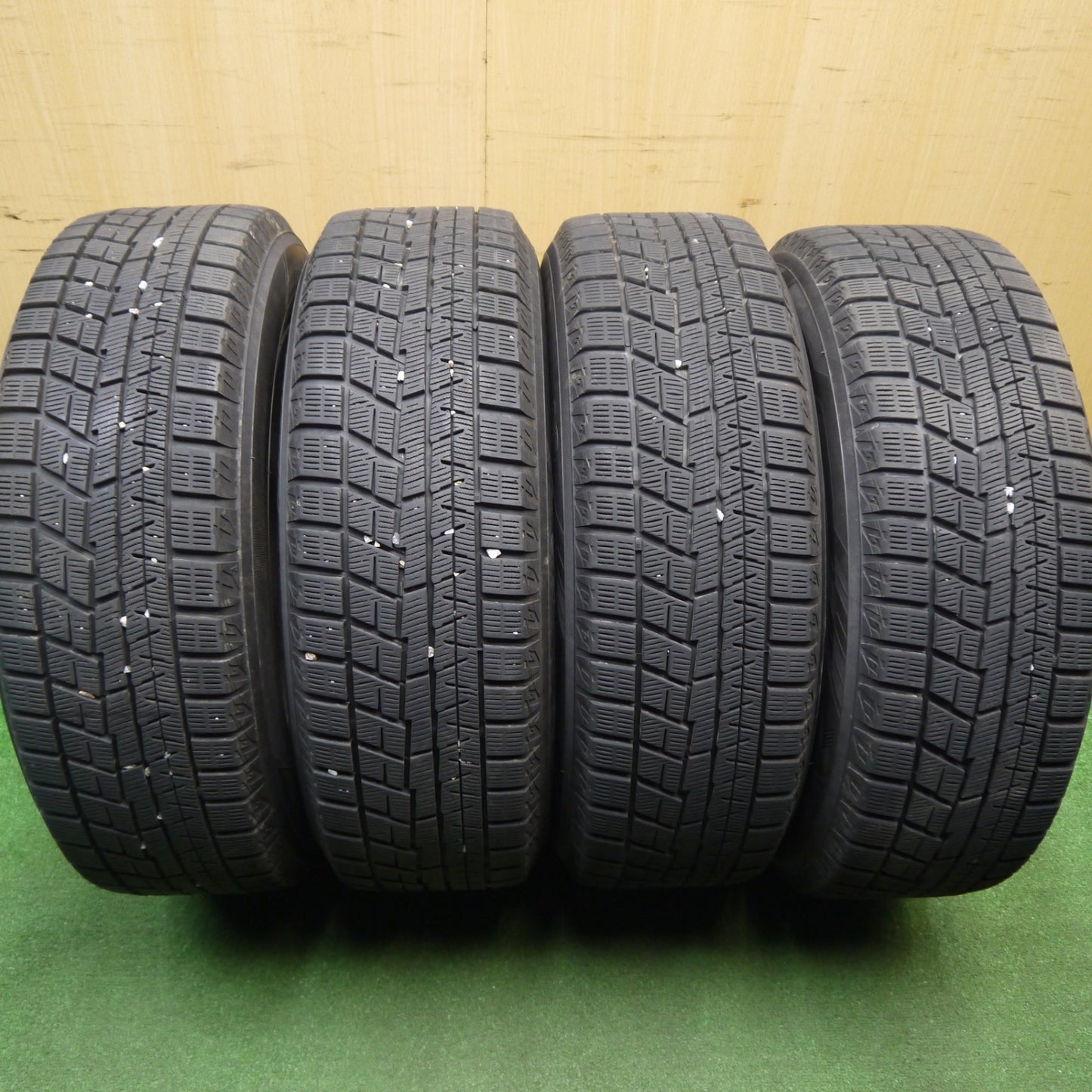 バリ溝！22年！キレイ！9.5分★スタッドレス 205/60R16 ヨコハマ アイスガード iG60 MP-04 16インチ PCD114.3/5H★5121707Hス