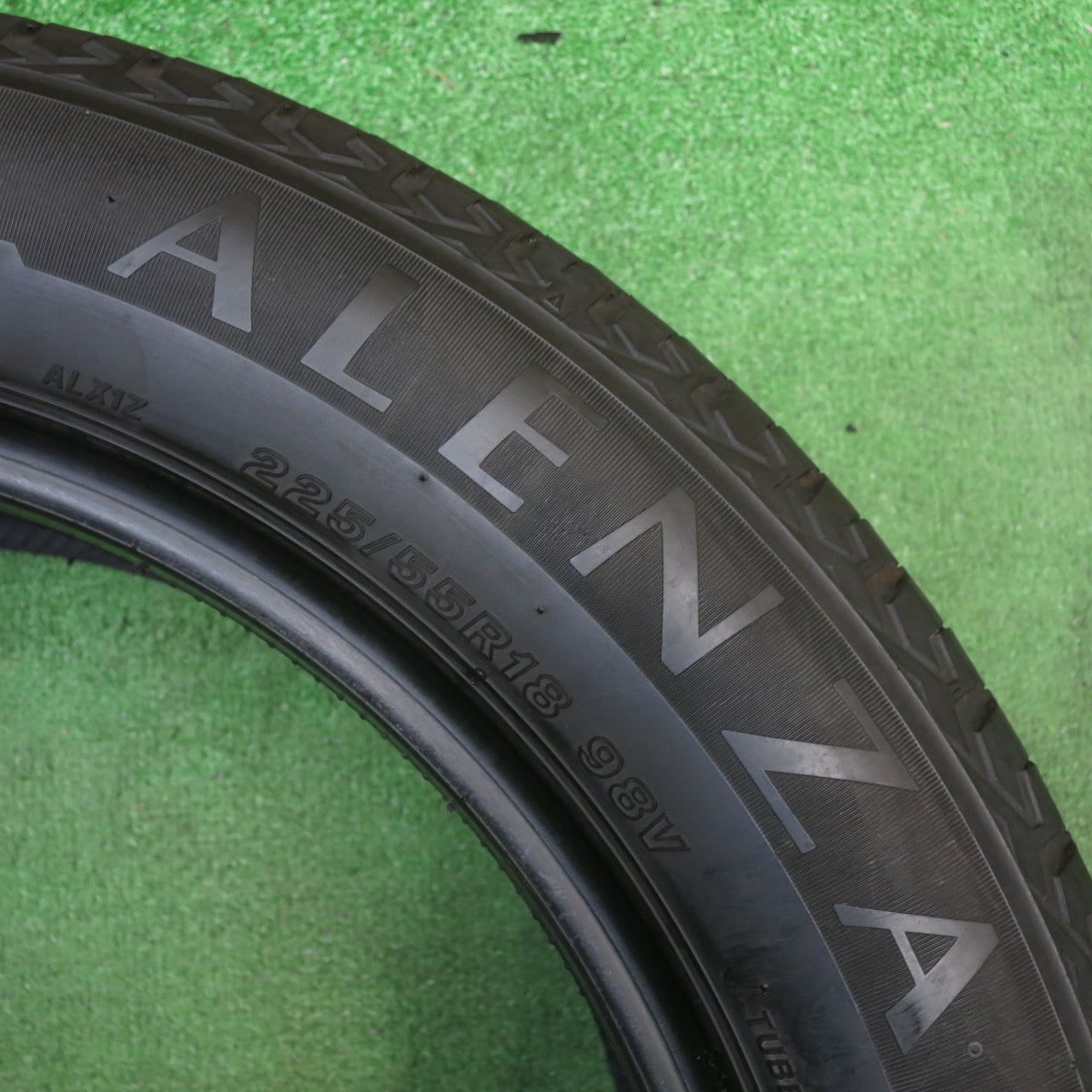 バリ溝！25年！9分！1本◎225/55R18 ブリヂストン アレンザ LX100 タイヤ 18インチ フォレスター XV アウトランダー デリカ D:5 等◎6092108KKノタ