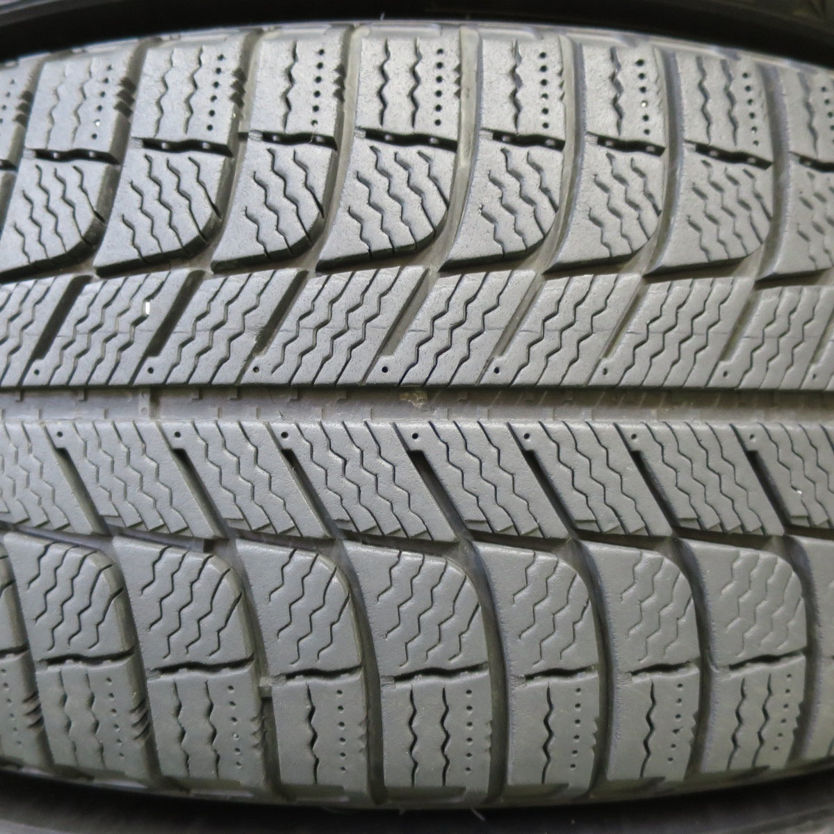 *送料無料* キレイ★トヨタ 30系 ハリアー 純正 225/65R17 スタッドレス ミシュラン X-ICE3+ 17インチ PCD114.3/5H★4062704イス
