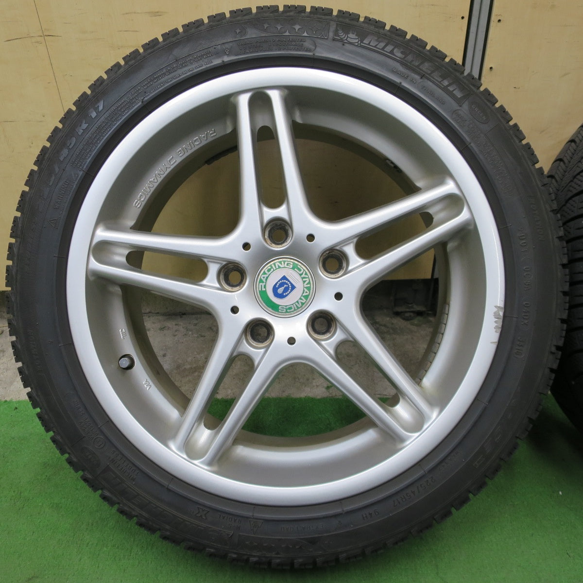 4本価格◎BMW 等 RACING DYNAMICS 225/45R17 スタッドレス ミシュラン X-ICE XI3 レーシング ダイナミクス 17インチ PCD120/5H◎6091403NGス