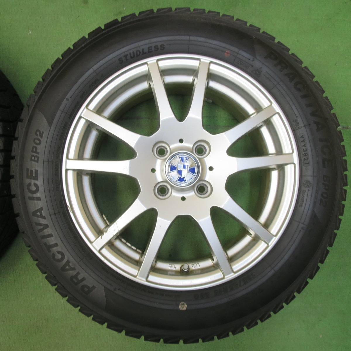 バリ溝！23年！9.5分以上★スタッドレス 185/65R15 ヨコハマ アイスガード iG60 プラクティバ アイス BP02 GMach 15インチ PCD100/4H★5053103イス
