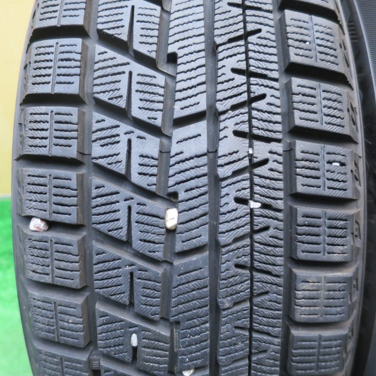バリ溝！22年！キレイ！9.5分以上★シエンタ 等 185/60R15 スタッドレス ヨコハマ アイスガード iG60 ECO FORME SE-15 エコフォルム 15インチ PCD100/5H★5120410NJス