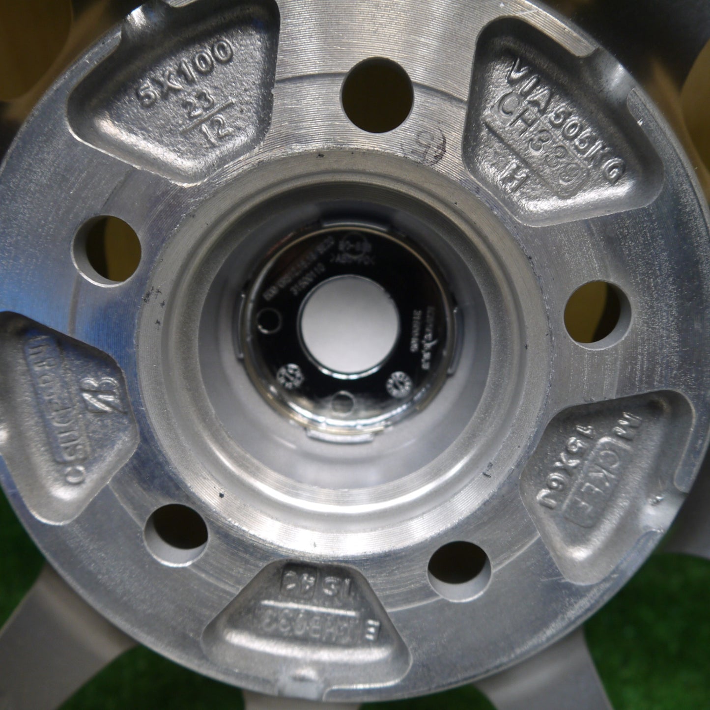 未使用★ECO FORME SE-23 エコフォルム 15インチ ホイール 15×6J PCD100/5H★6042210Hホ