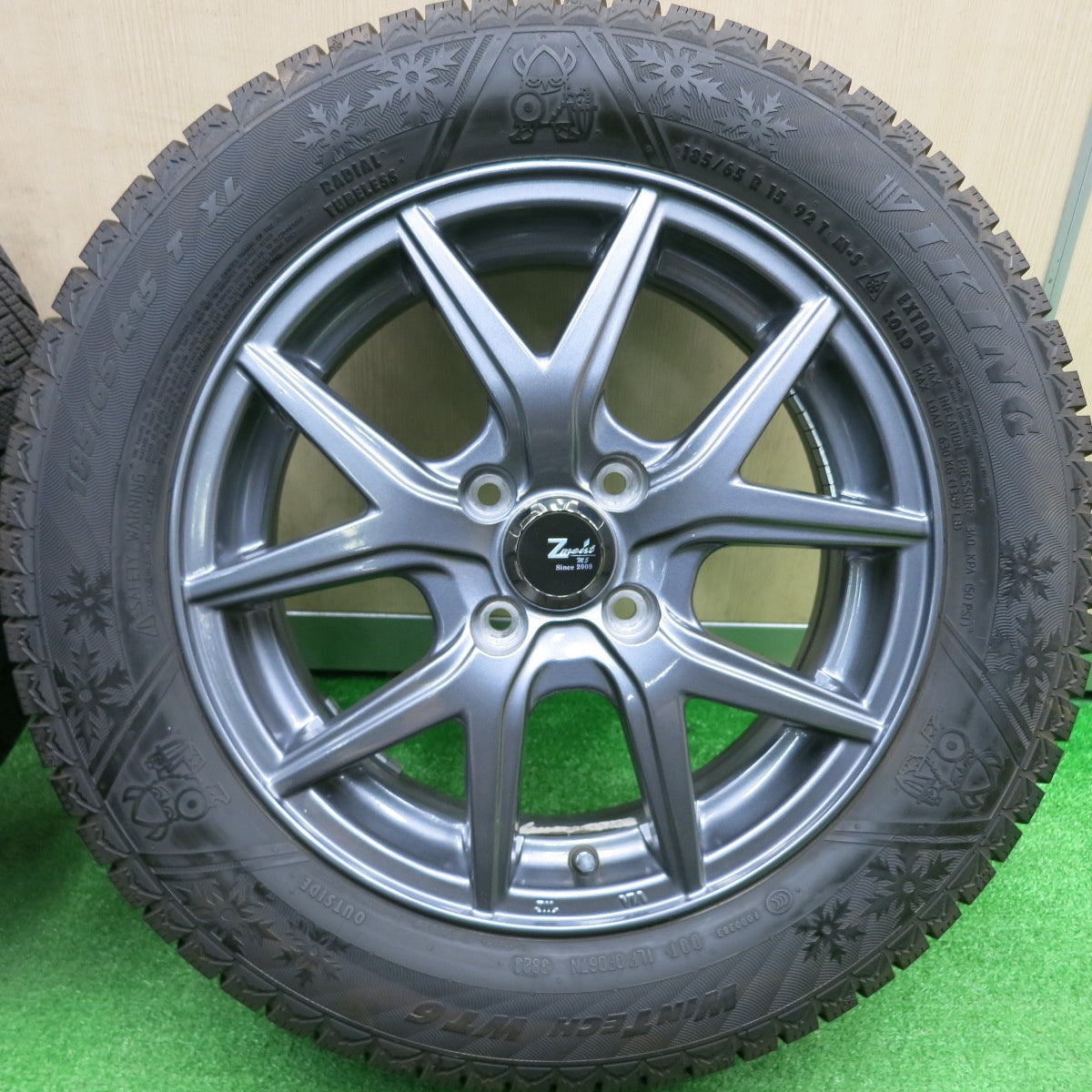 [送料無料] バリ溝！23年！キレイ！9.5分以上★スタッドレス 185/65R15 バイキング WINTECH WT6 Zmeist M5 15インチ PCD100/4H★4102903HAス