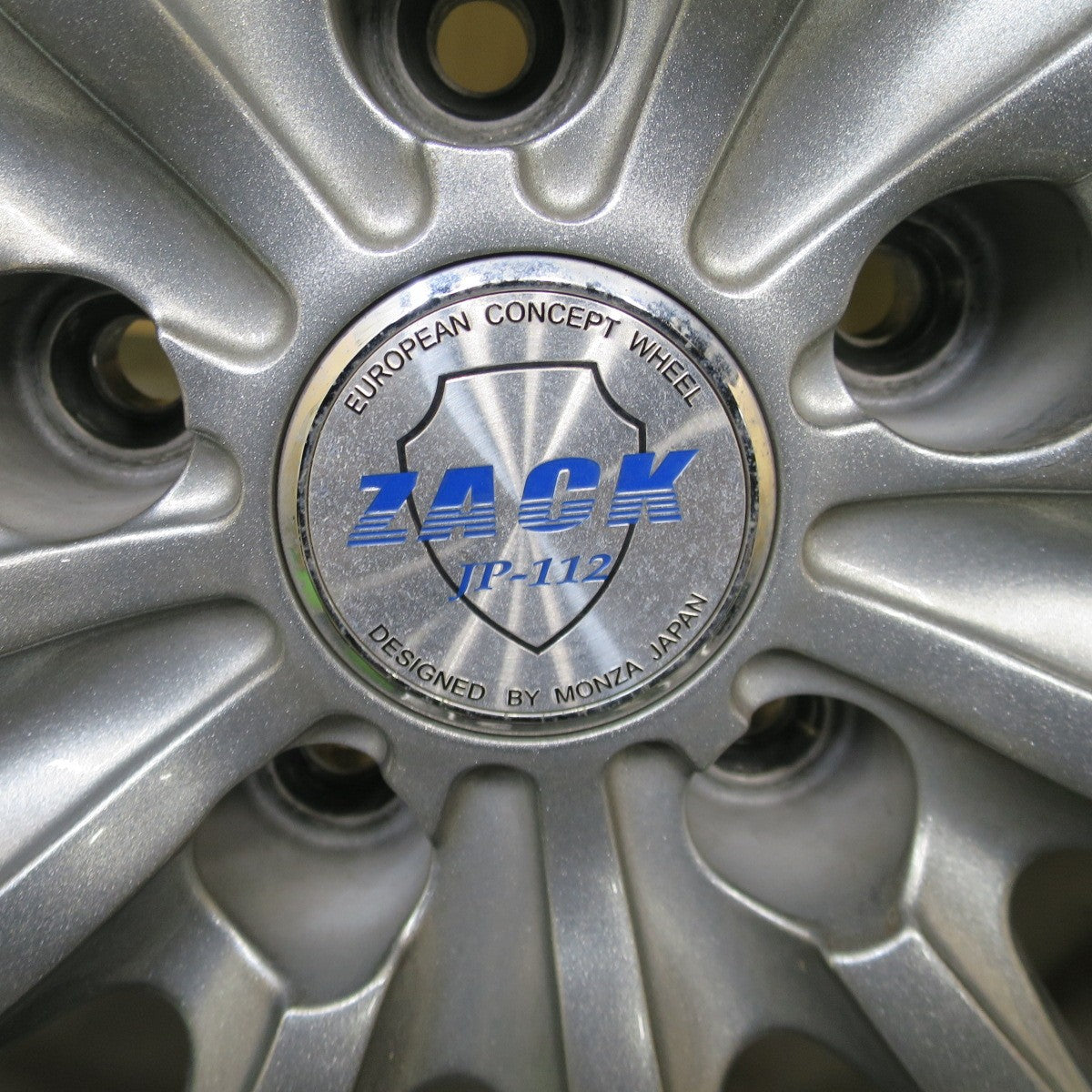 バリ溝！キレイ！9.5分★スタッドレス 225/65R17 ダンロップ ウインターマックス SJ8 ZACK JP-112 MONZA ザック 17インチ PCD114.3/5H★6021404ナス