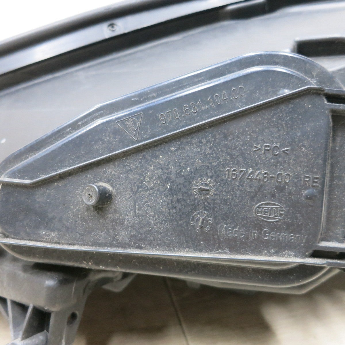 [送料無料] ◆ポルシェ パナメーラ 純正 ヘッド ライト ランプ 右側 1ZT009639-42 97063107004 2010年モデル◆