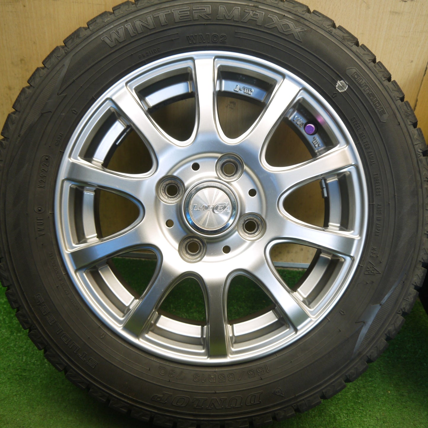 バリ溝！22年！8.5分◎スタッドレス 155/65R13 ダンロップ ウインターマックス WM02 LAYCEA レイシア 13インチ PCD100/4H◎6082604Hス