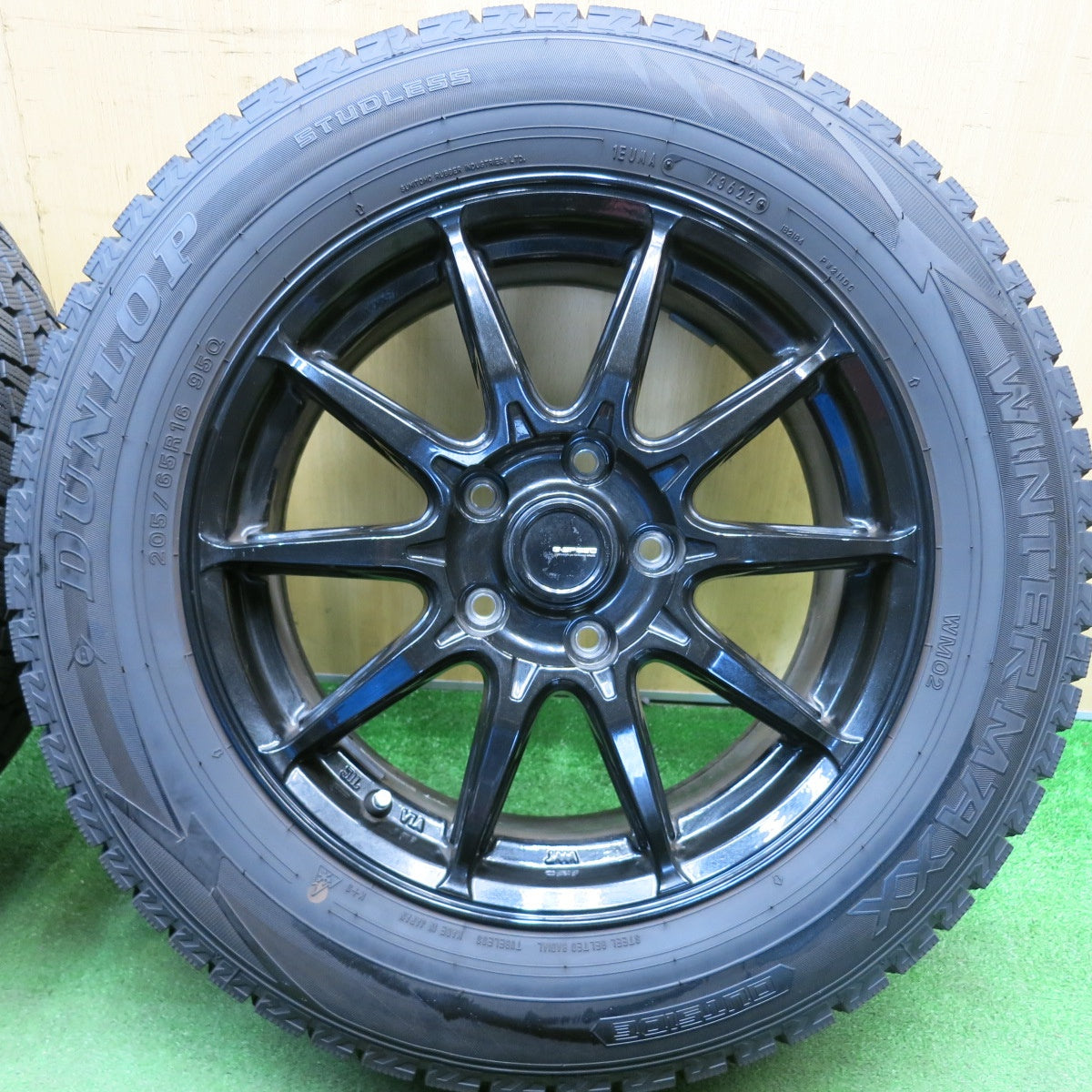 超バリ溝！22年！9.5分以上★スタッドレス 205/65R16 ダンロップ ウインターマックス WM02 G-SPEED Gスピード 16インチ PCD114.3/5H★6042301HAス