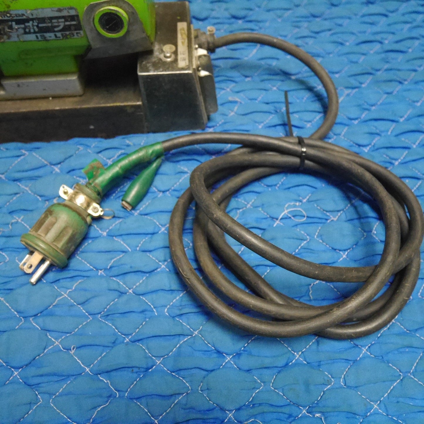 [送料無料] ☆イクラ ライト ボーラー IS-LB35 磁気ボール盤 電動 工具 育良 IKURA 100V コード式☆