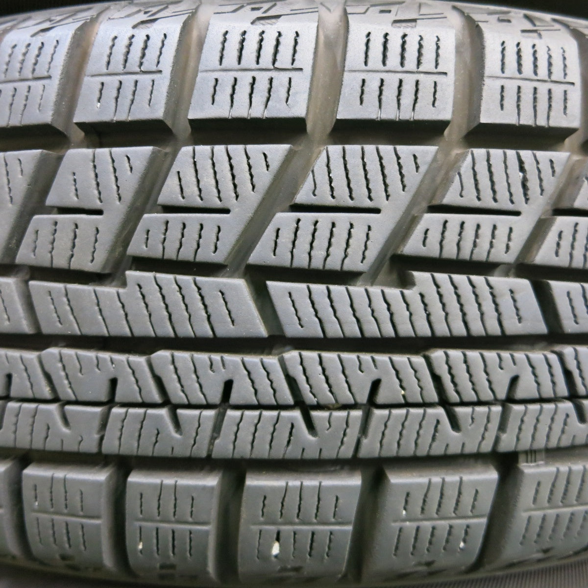 送料無料* バリ溝！21年！キレイ！9.5分☆スタッドレス 155/65R14