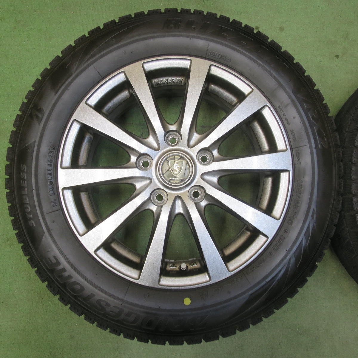 バリ溝！23年！8.5分★スタッドレス 185/65R15 ブリヂストン ブリザック VRX2 MANARAY SPORT マナレイ スポーツ 15インチ PCD114.3/5H★6051301イス