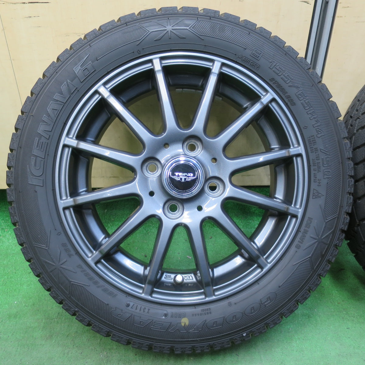 バリ溝！キレイ！9分★スタッドレス 155/65R14 グッドイヤー アイスナビ6 TEAD テッド 14インチ PCD100/4H★5042105イス