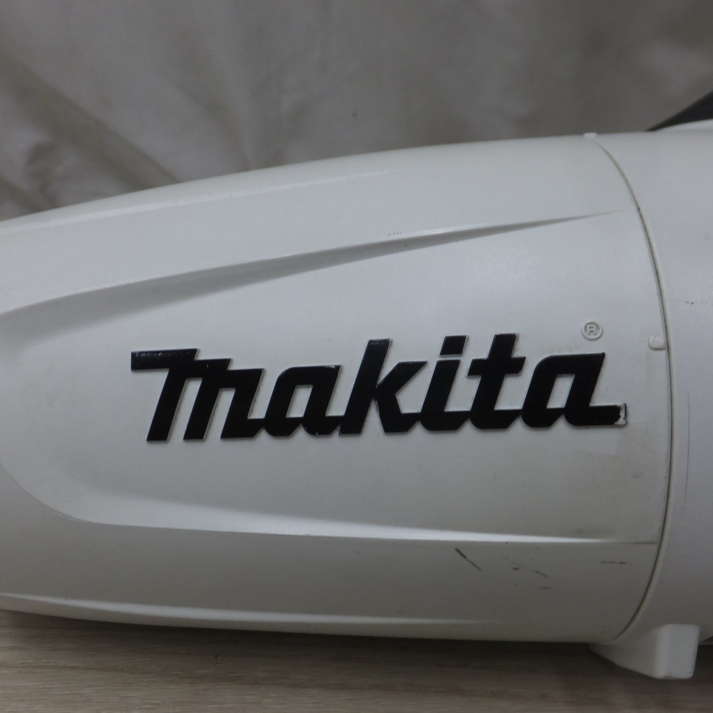 [送料無料] ◆マキタ 充電式 クリーナー CL180FD コードレス 18V 電動 工具 掃除機 集塵機 集じん makita◆