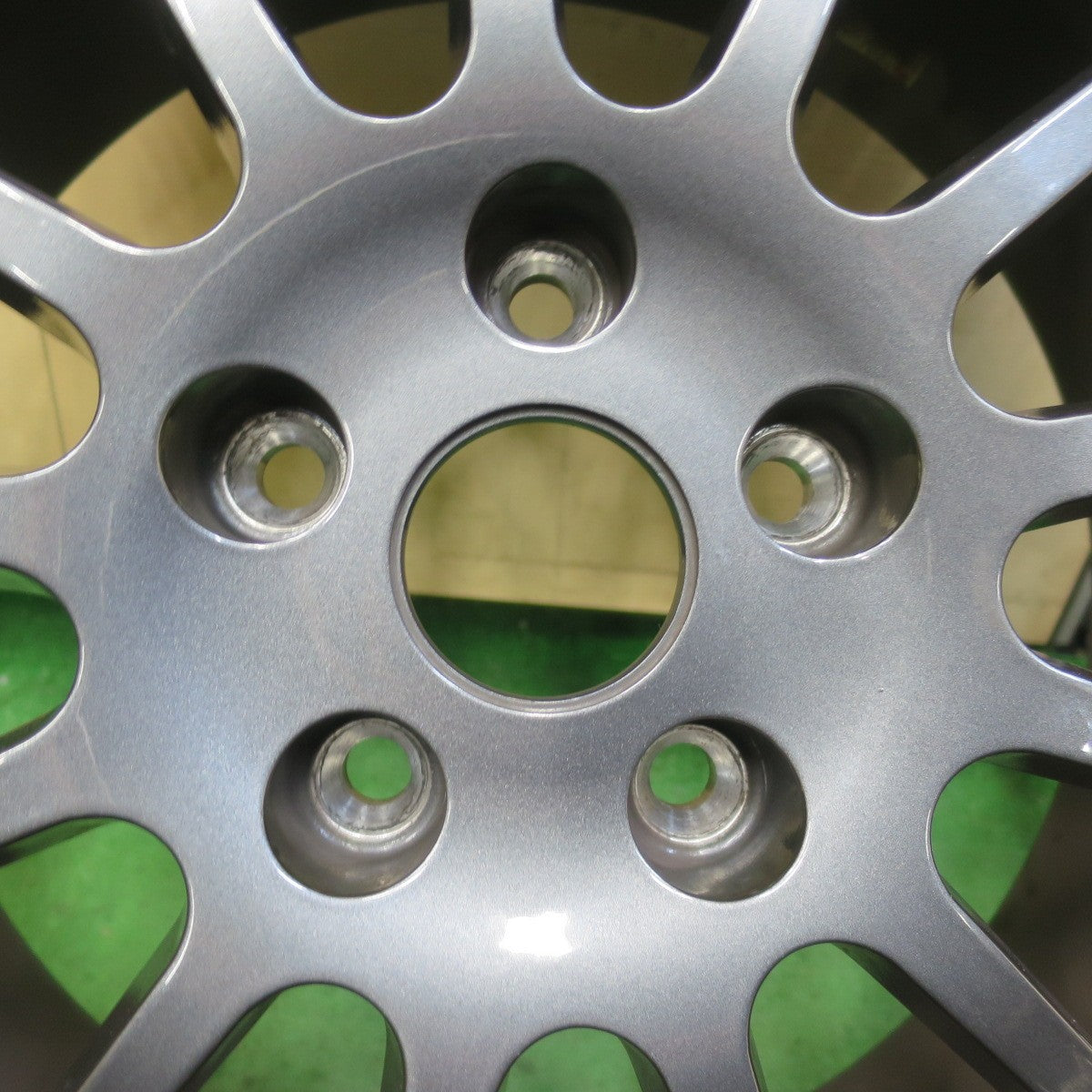 バリ溝！9.5分★BMW MINI 等 IRVINE F01 225/55R17 スタッドレス トーヨー オブザーブ GIZ2 アーヴィン 17インチ PCD112/5H★6012803イス