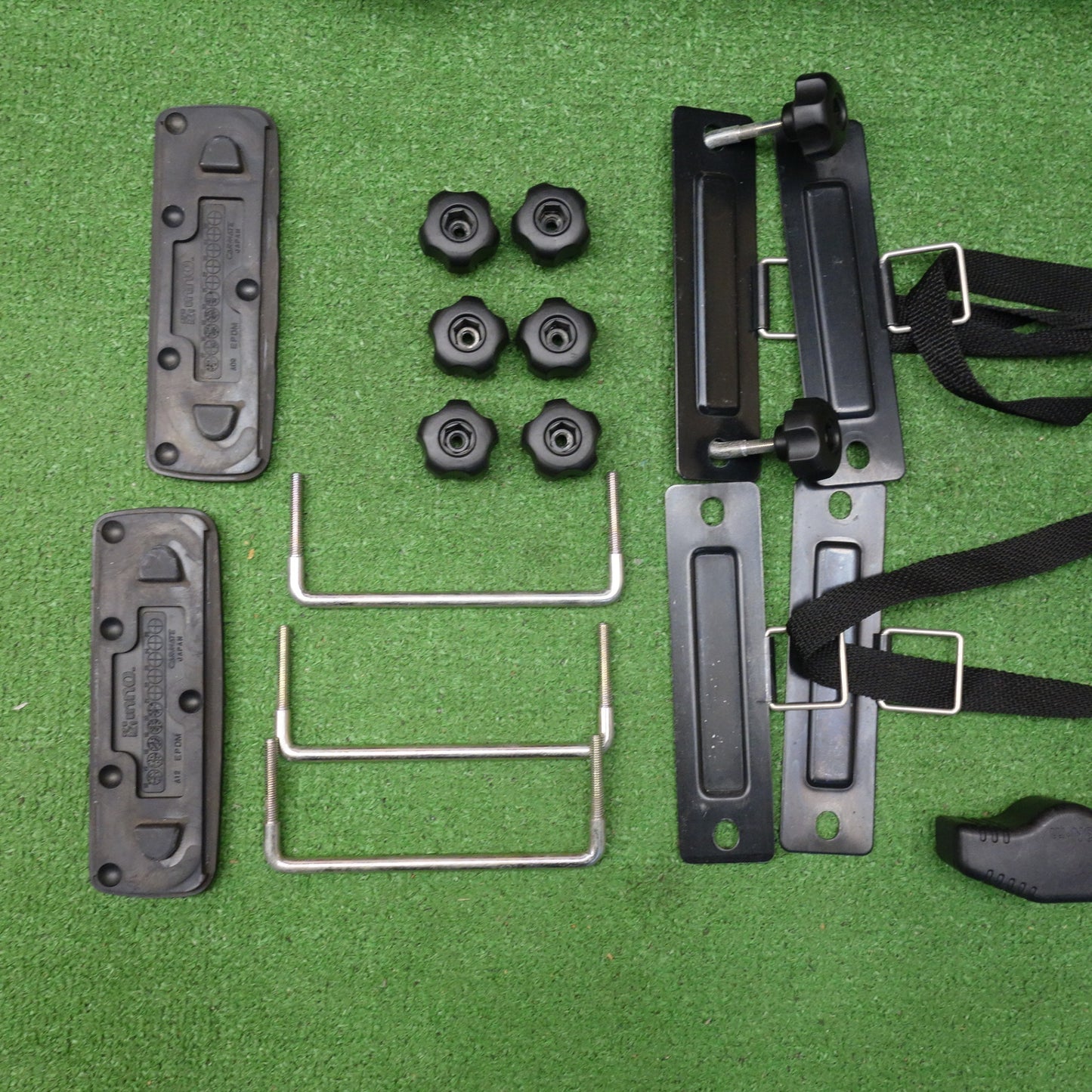 【愛知発 直接引取限定】付属品付き！鍵付き◆inno. Carmate リッジ トランク BRW240 ルーフボックス 最大積載量 50kg イノー カーメイト ブラック 黒◆