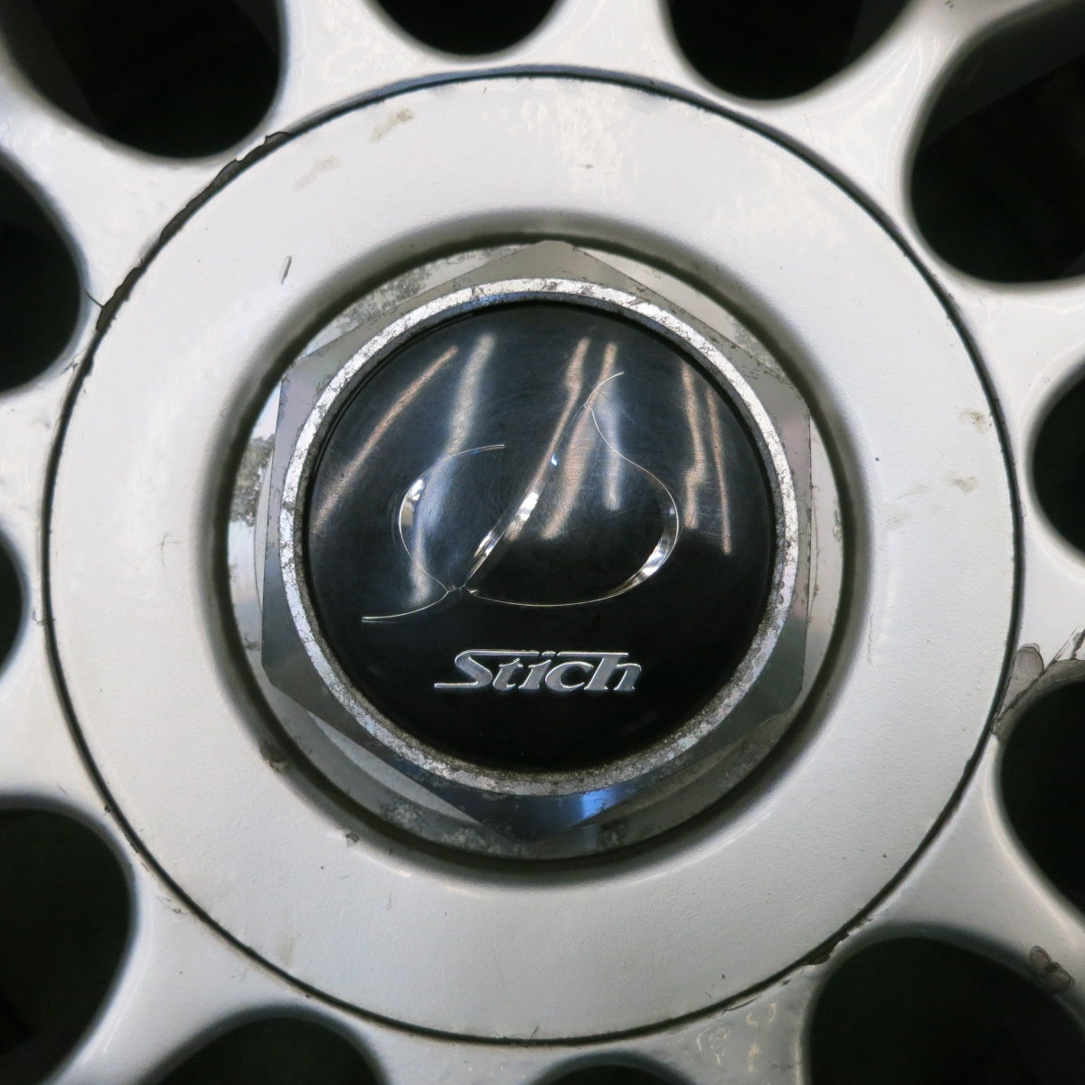 希少 4本価格◎Stich MR シュティッヒ メッシュ ホイール 17インチ 17×7J 17×8J PCD114.3/4H 5H マルチ◎6070901HAホ