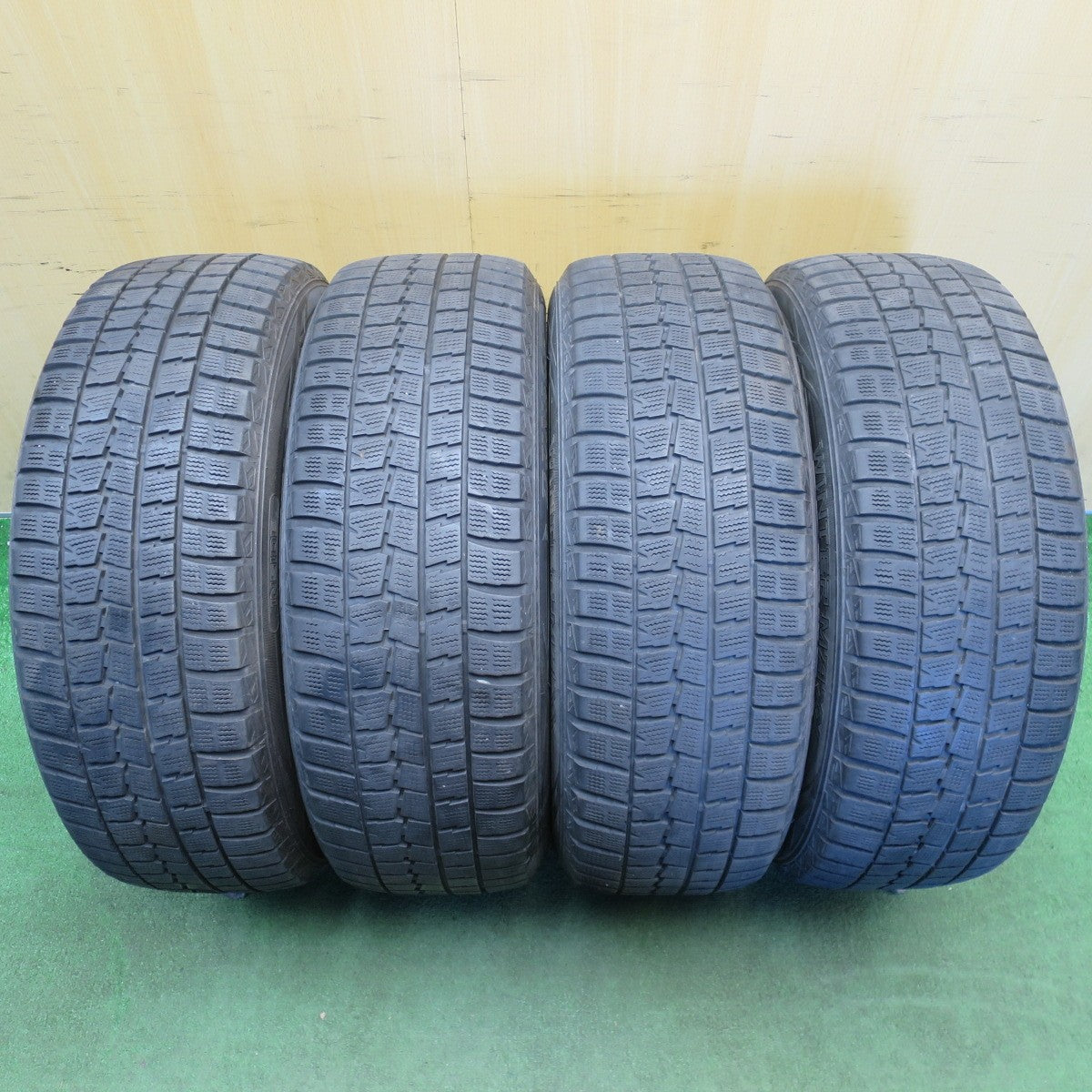 4本価格★フォレスター 等 225/55R18 スタッドレス ダンロップ ウインターマックス WM01 STRANGER ストレンジャー 18インチ PCD100/5H★6051007NJス
