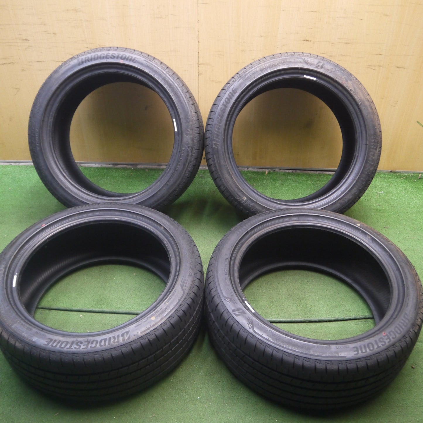 *送料無料* 新車外し★235/45R18 ブリヂストン トランザ T005A タイヤ 18インチ レクサス ES GS カムリ クラウン等★4043003Hノタ
