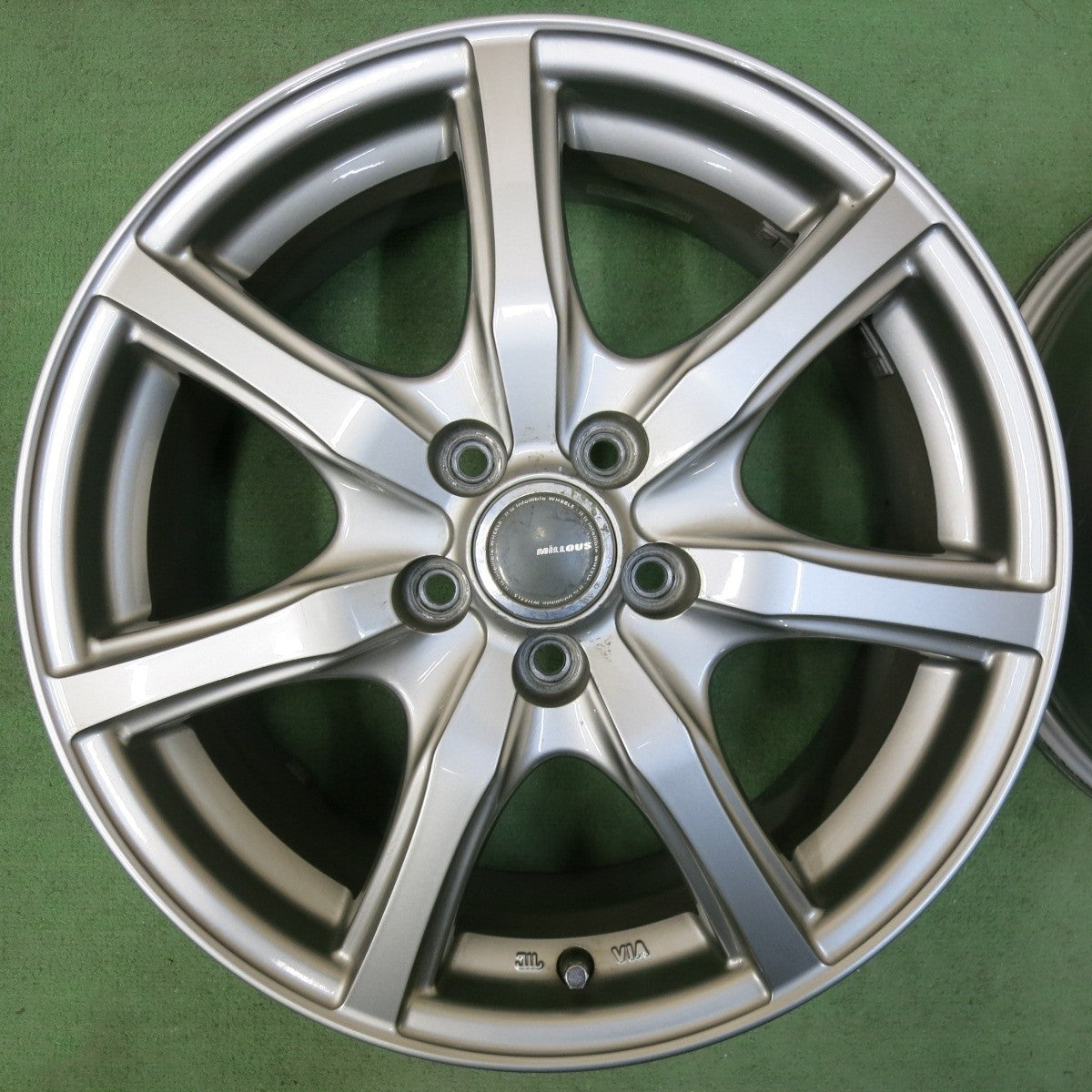 4本価格★MiLLOUS ミルアス 16インチ ホイール 16×6.5J インプレッサ フォレスター 等 PCD100/5H★5032505SYホ