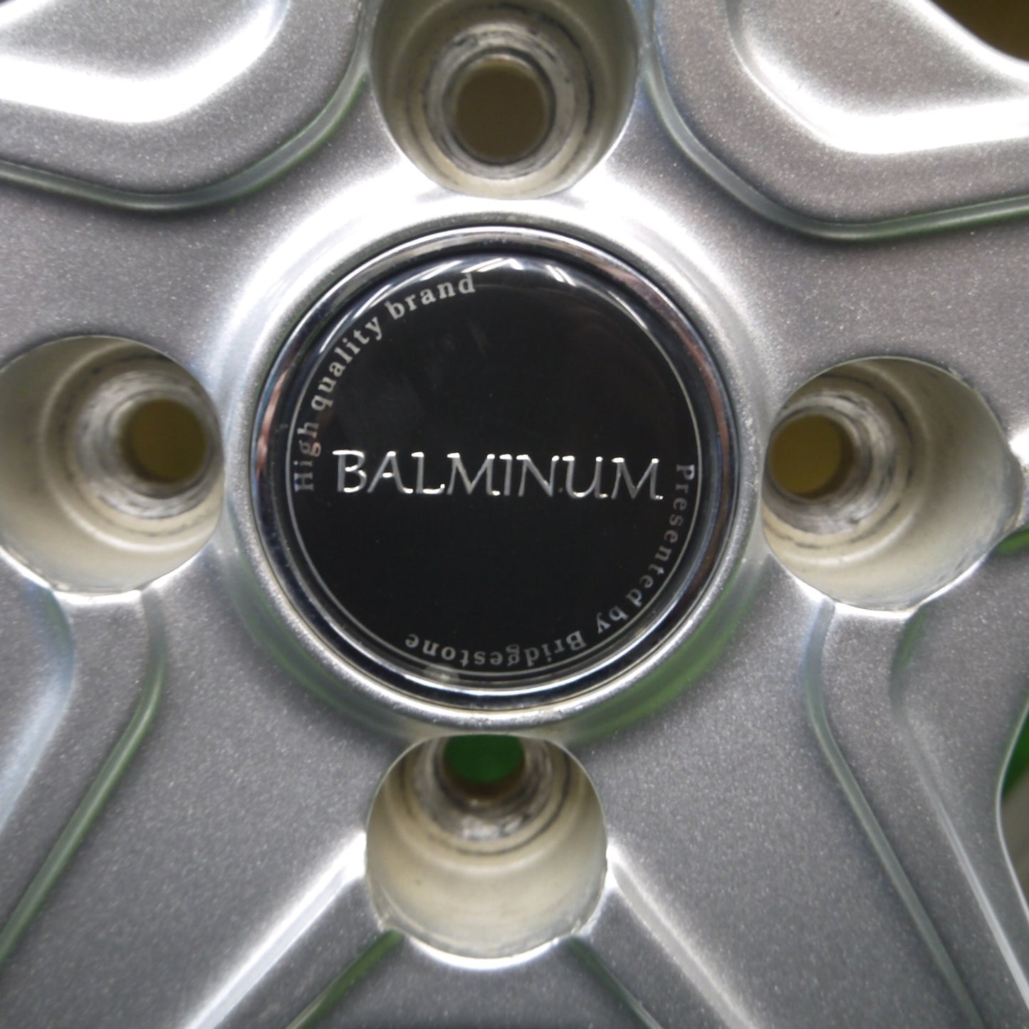 [送料無料] バリ溝！キレイ！9.5分★スタッドレス 175/65R15 ブリヂストン アイスパートナー2 BALMINUM バルミナ 15インチ PCD100/4H★4122001Hス