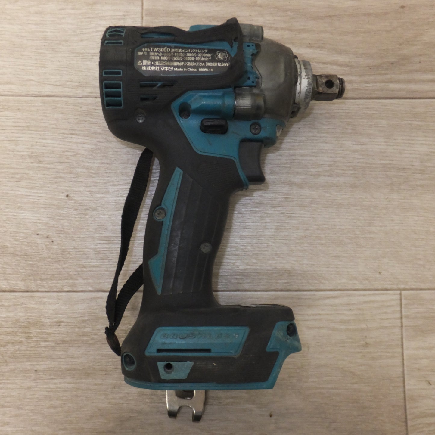 [送料無料] ★マキタ makita 充電式インパクトレンチ TW300D 18V 本体のみ★