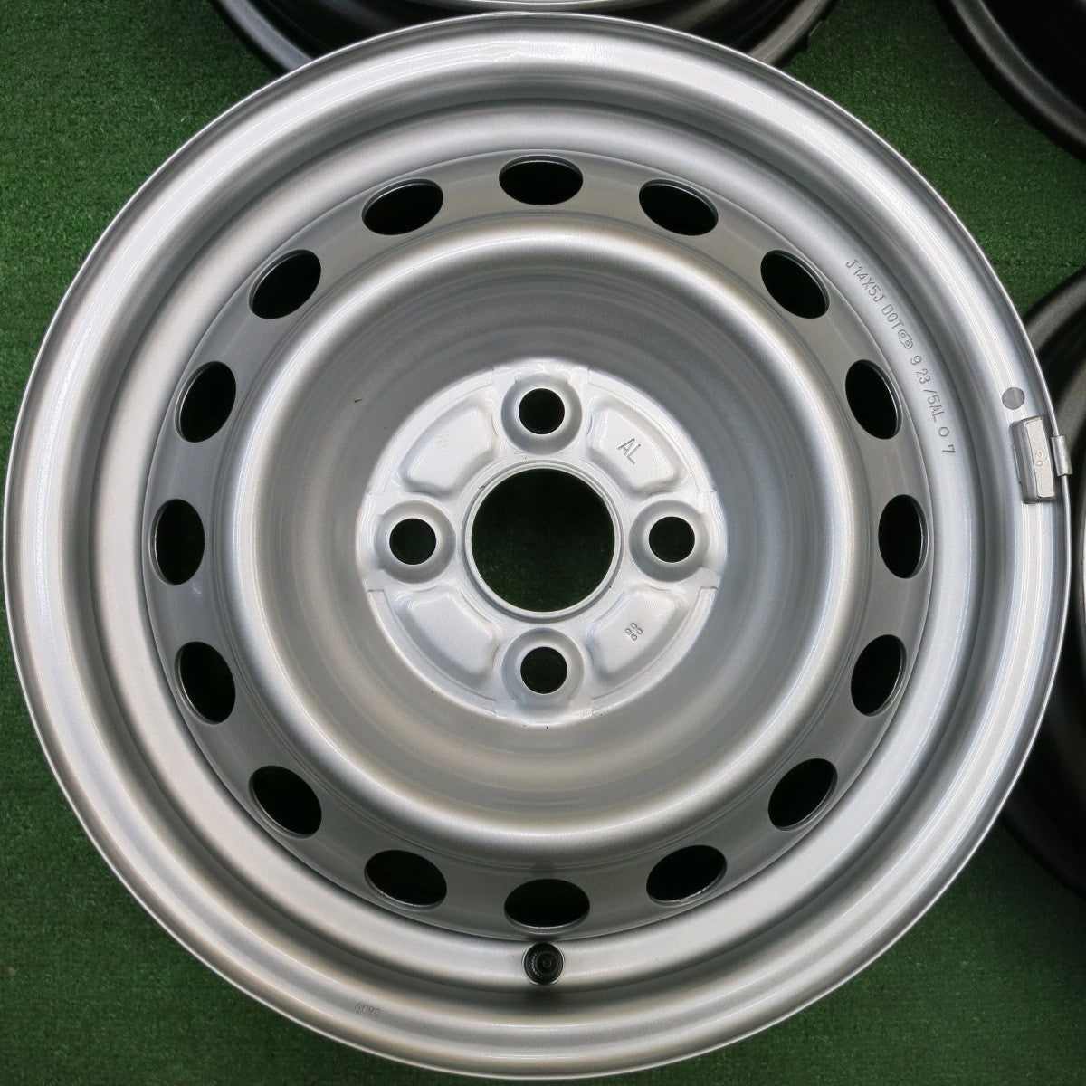 未使用★トヨタ プロボックス 純正 スチール ホイール 14インチ 14×5J PCD100/4H★5112504HAホ