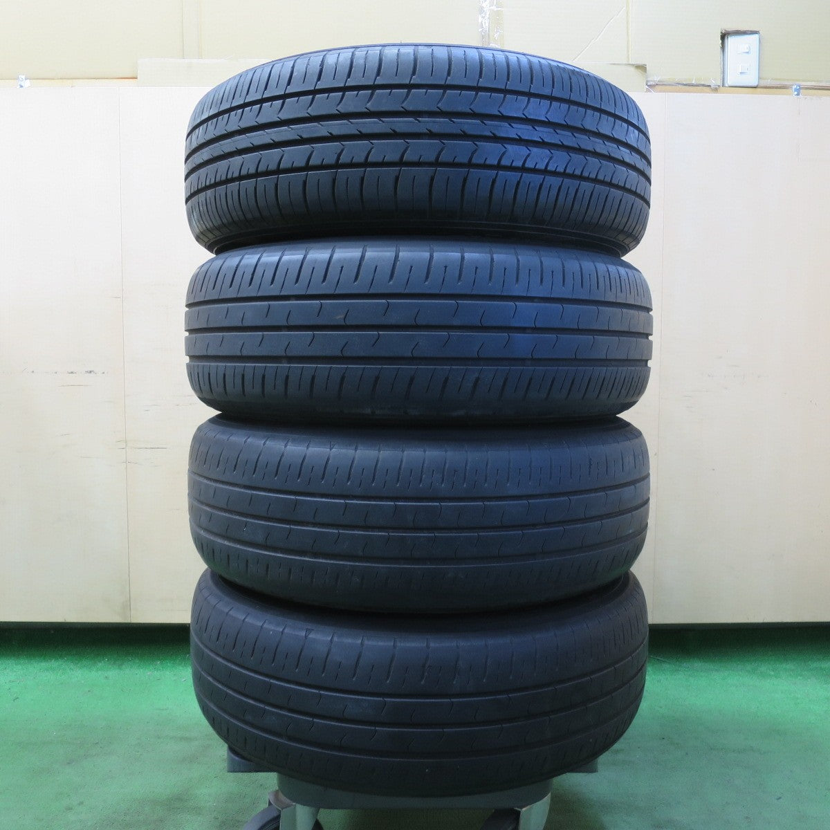 4本価格★トヨタ 50系 プリウス 純正 195/65R15 トーヨー ナノエナジー J64 グッドイヤー EfficientGrip ECO hybrid EG01 15インチ PCD100/5H★5051304イノ