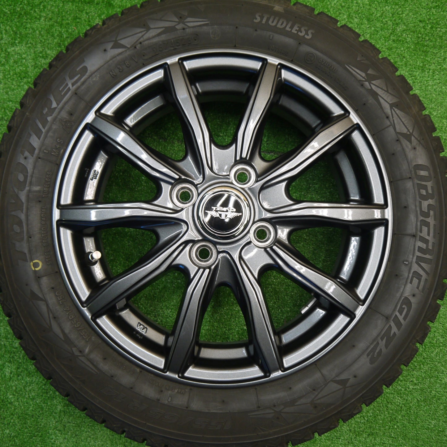 バリ溝！23年！キレイ！9.5分★スタッドレス 155/65R14 トーヨー オブザーブ GIZ2 TEAD テッド 14インチ PCD100/4H★5101501Hス